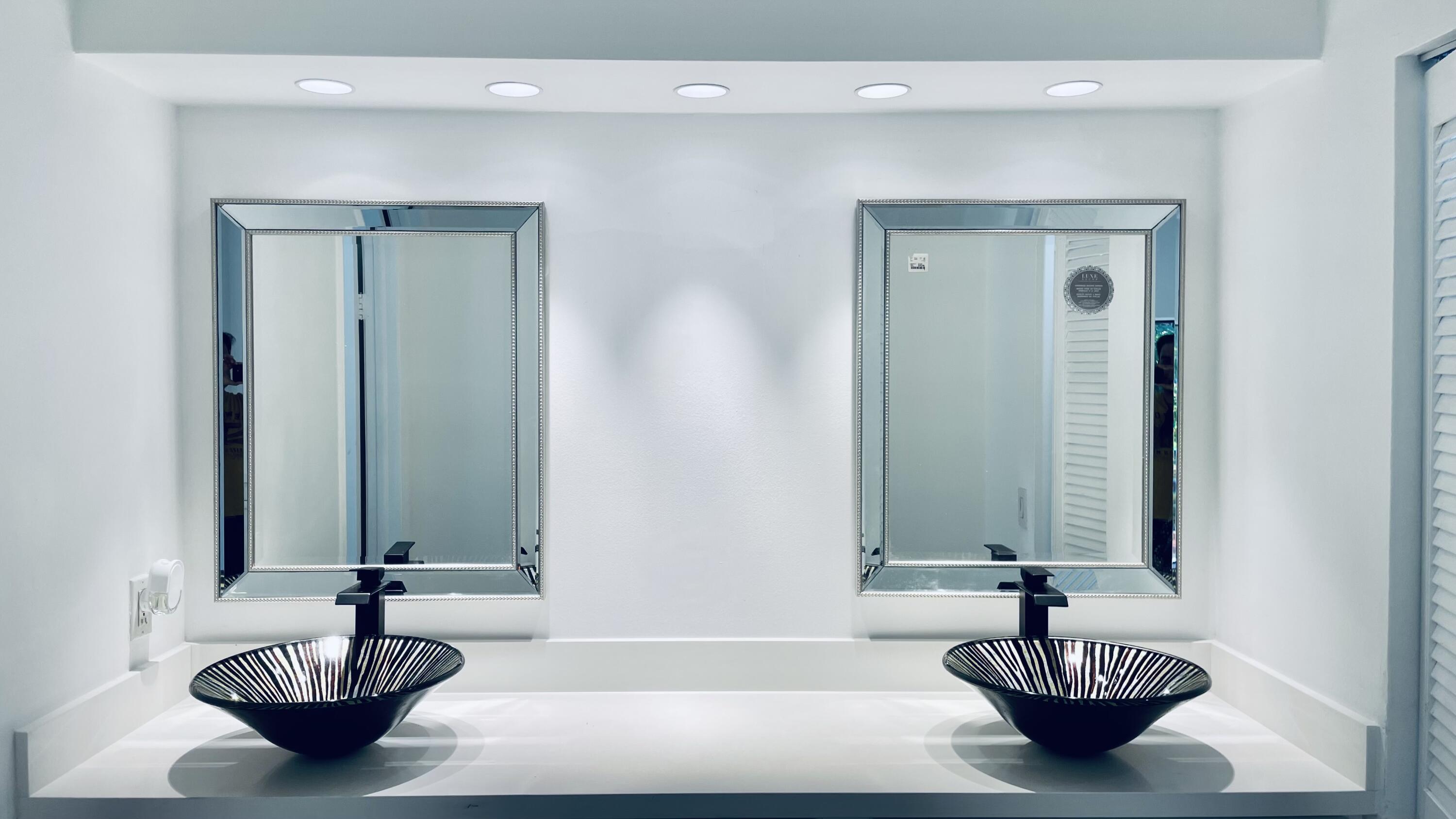 20789 Del Luna Drive