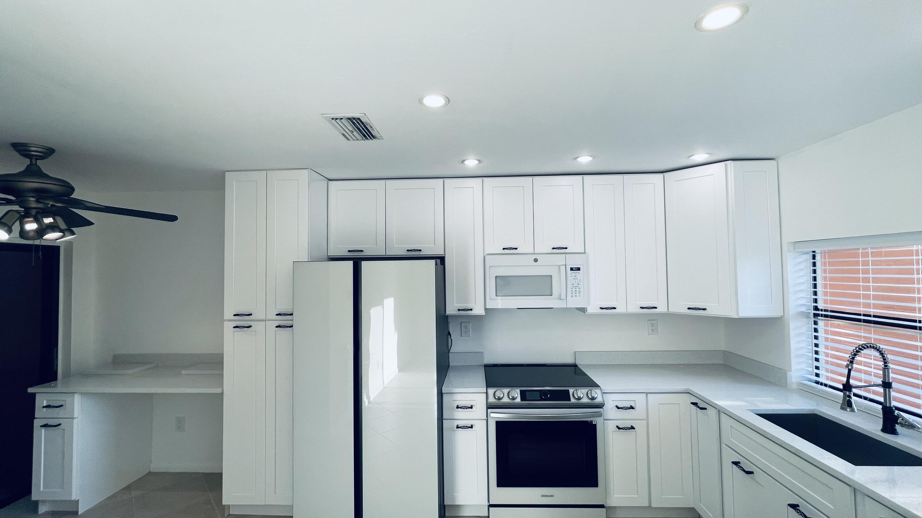 20789 Del Luna Drive