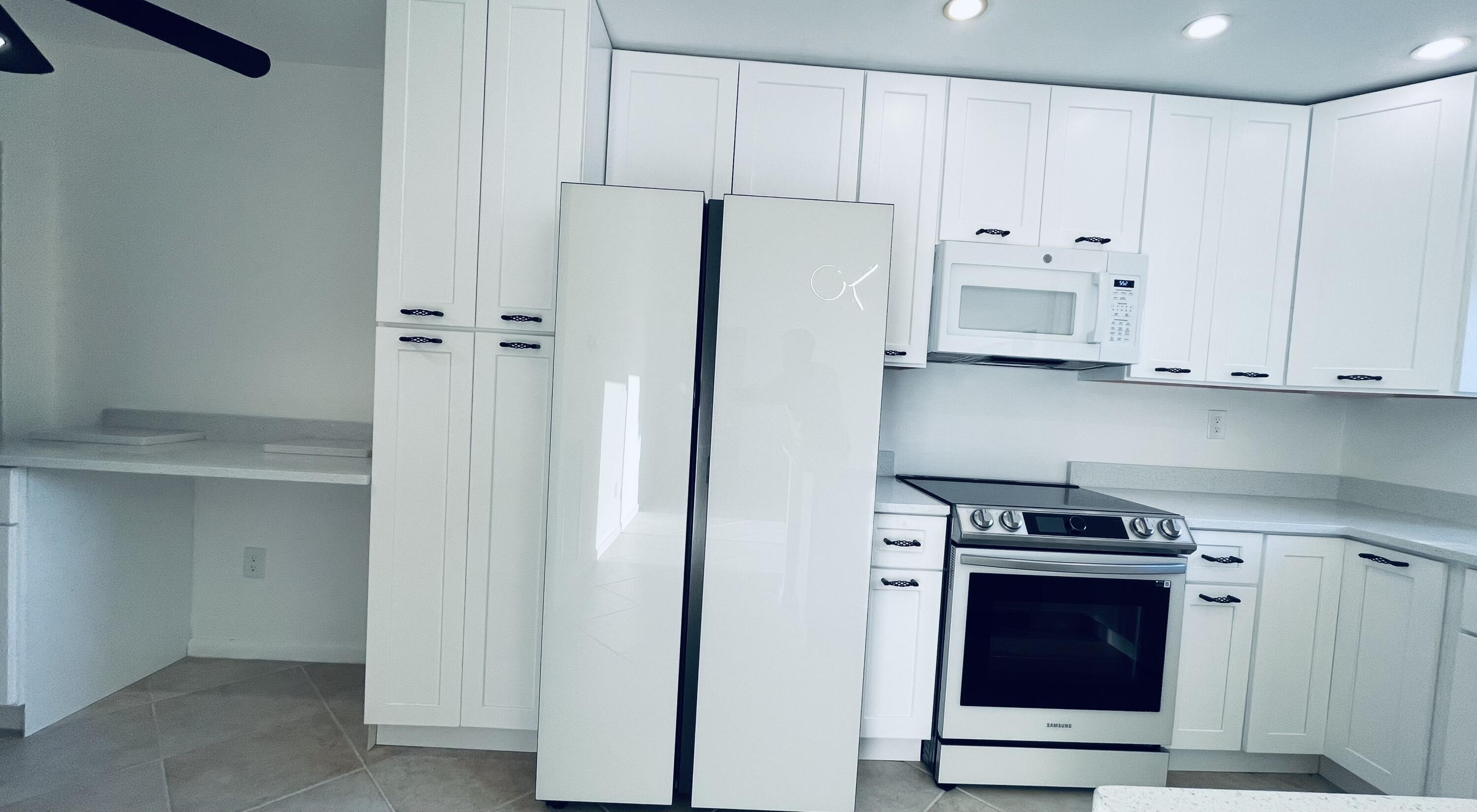 20789 Del Luna Drive