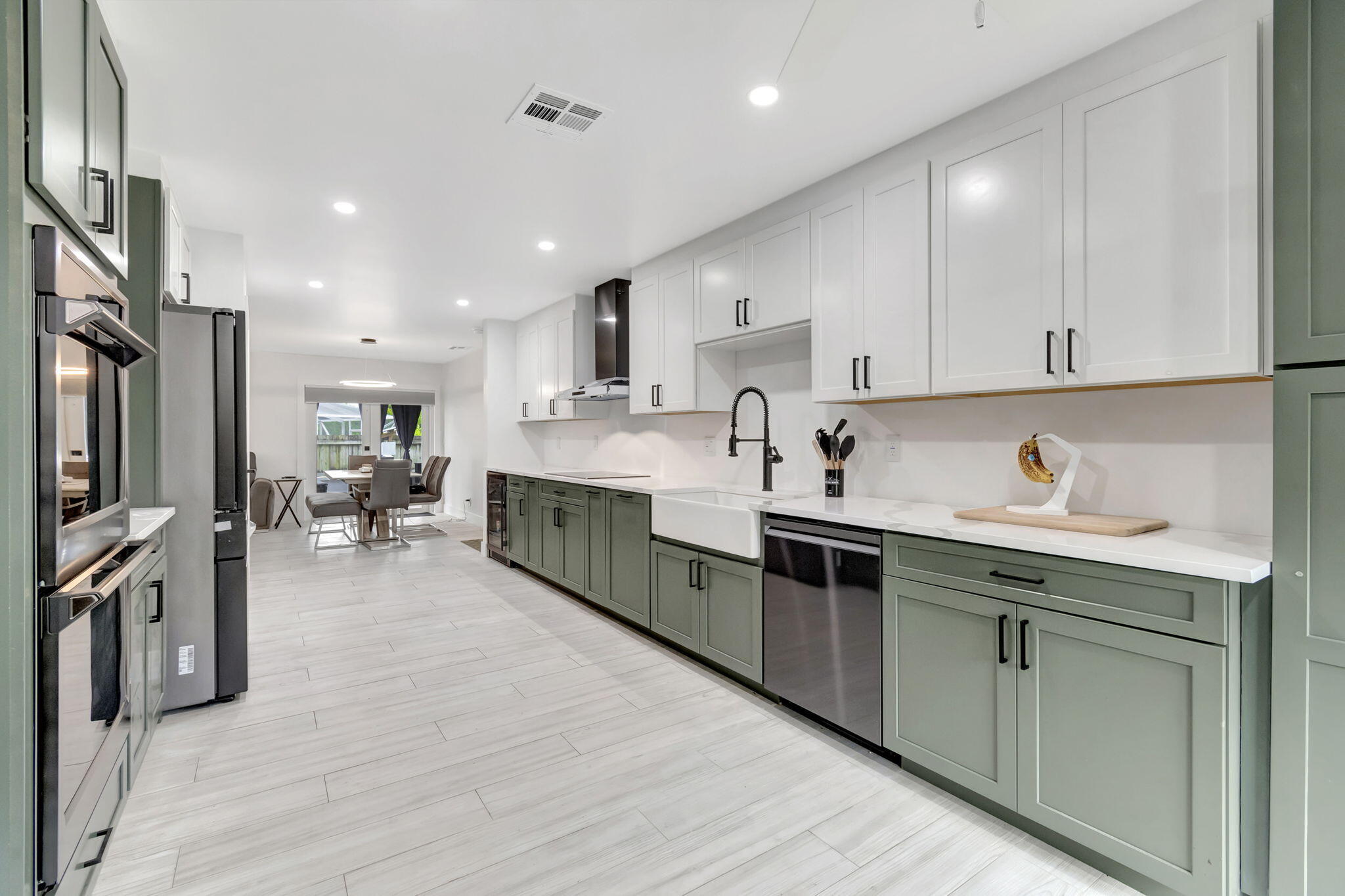 1001 NW 5th Avenue