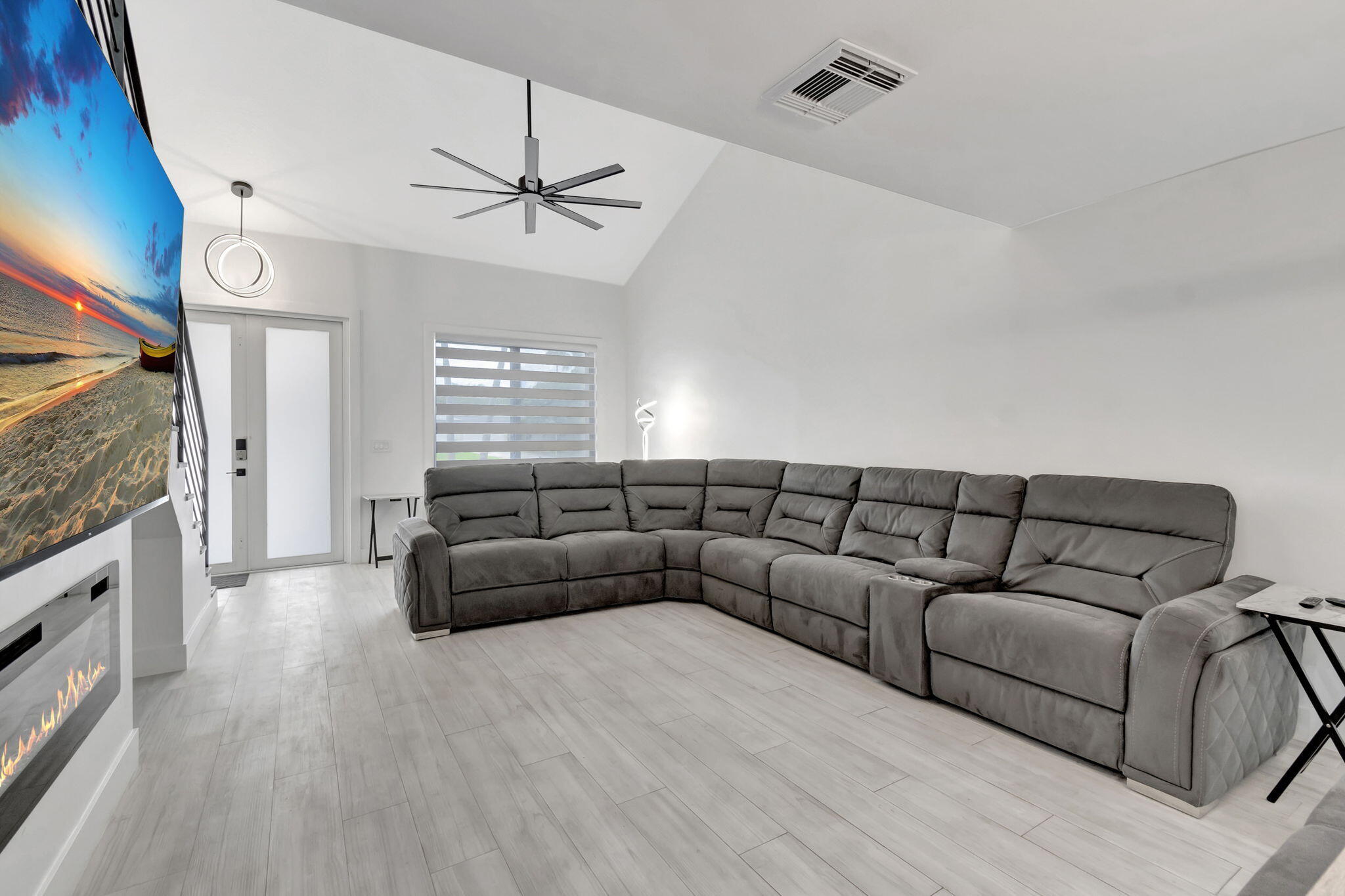 1001 NW 5th Avenue