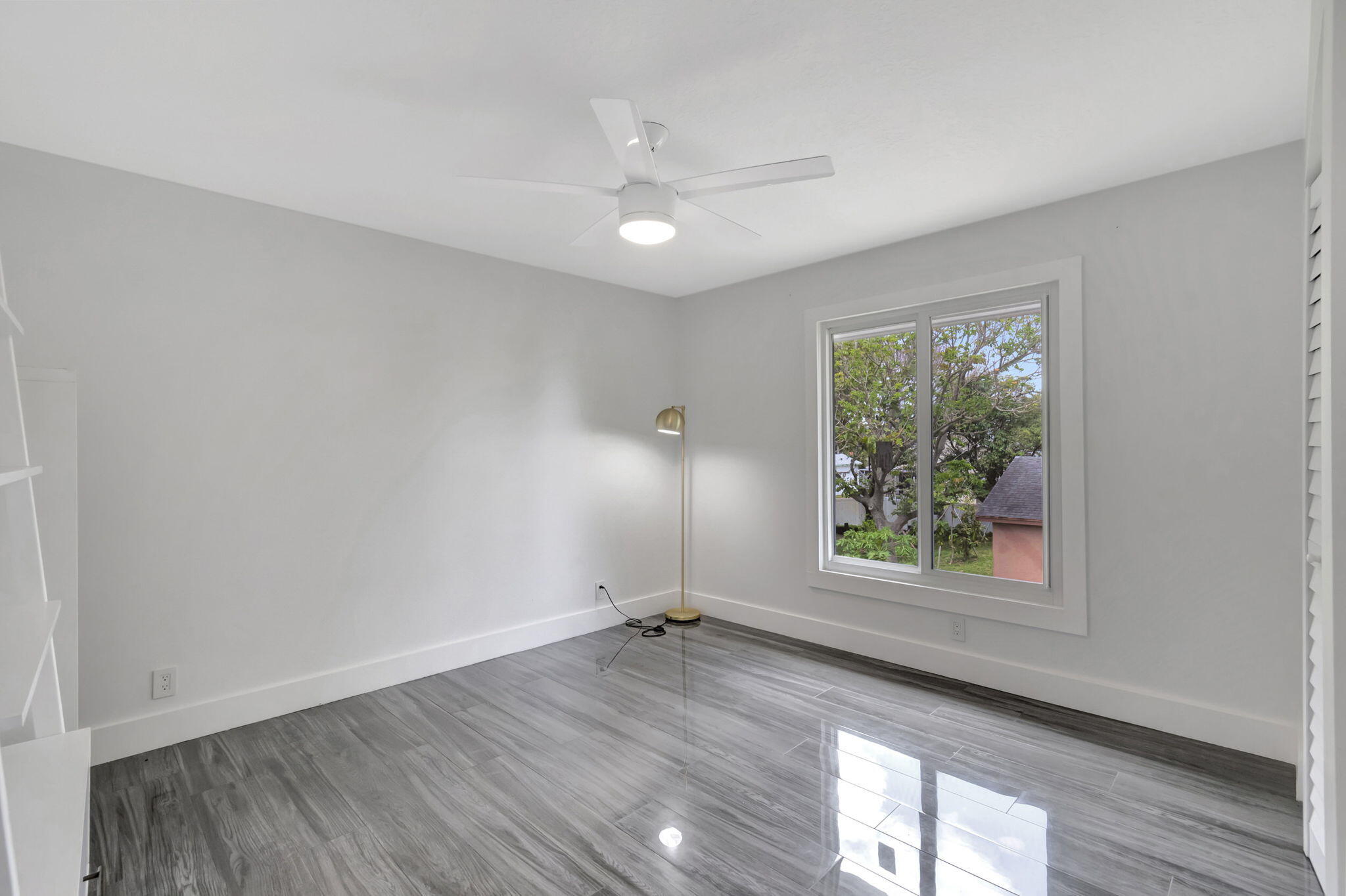 1001 NW 5th Avenue