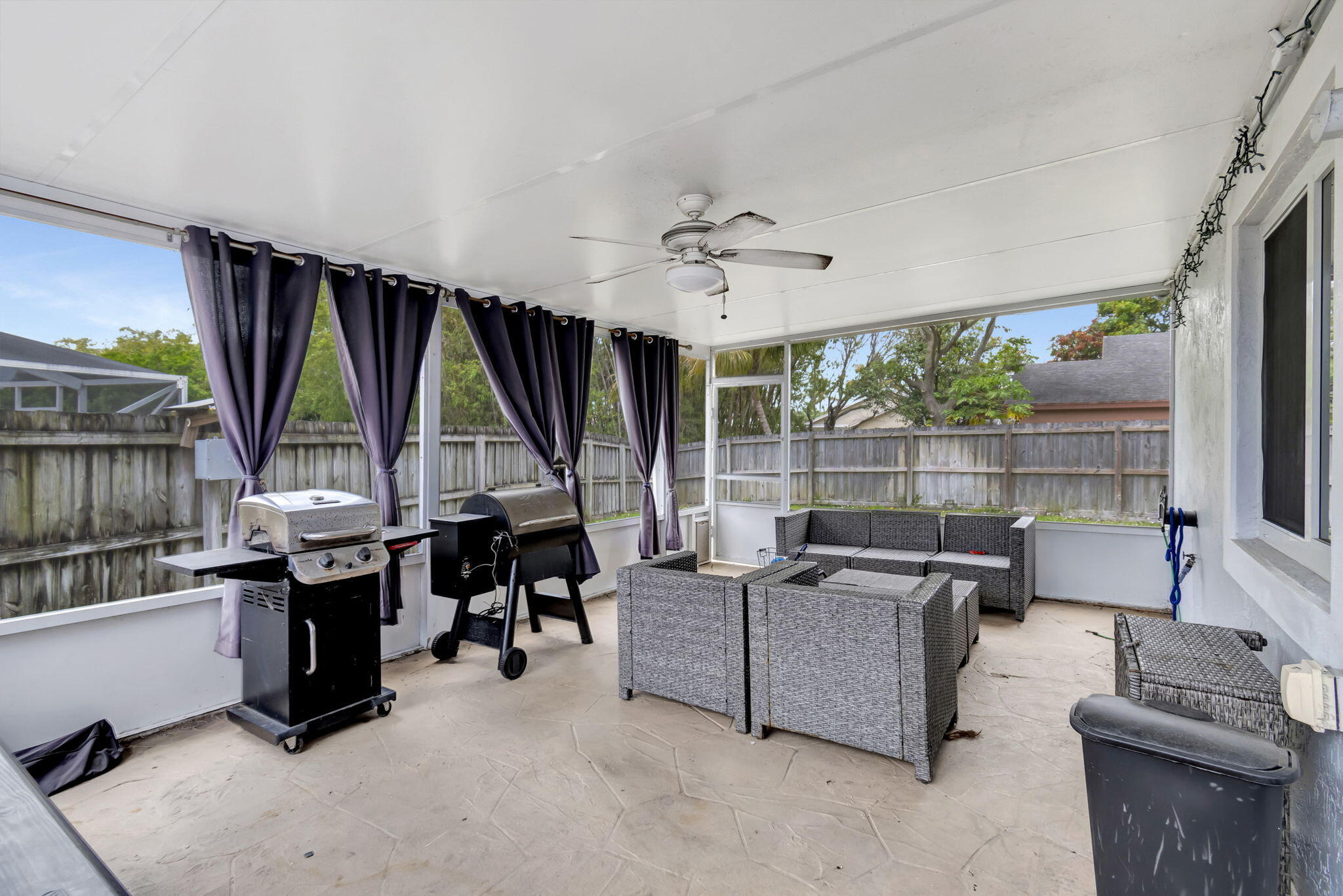 1001 NW 5th Avenue