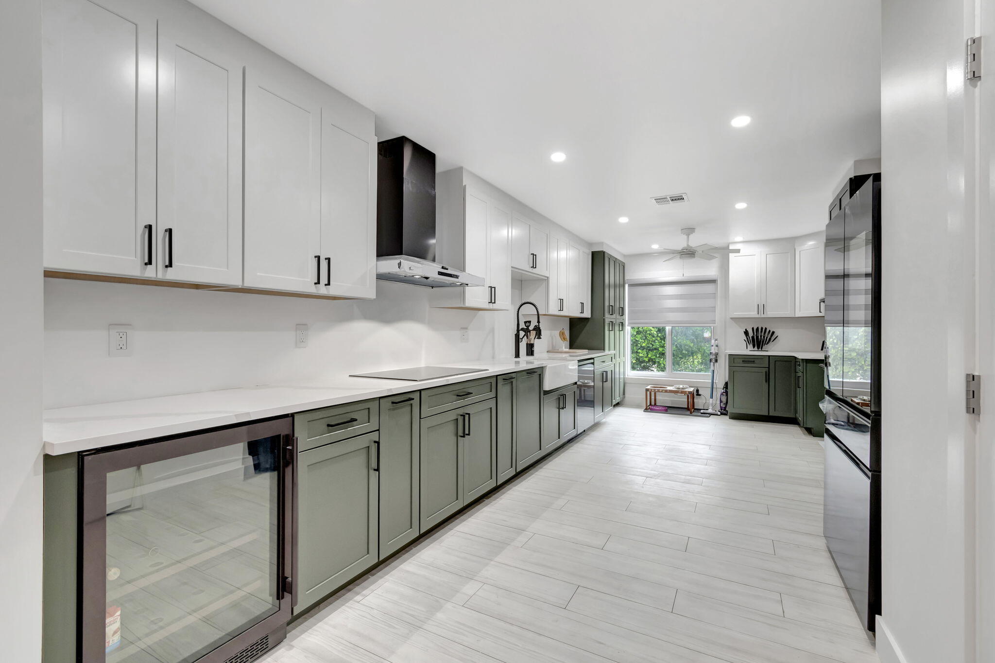 1001 NW 5th Avenue