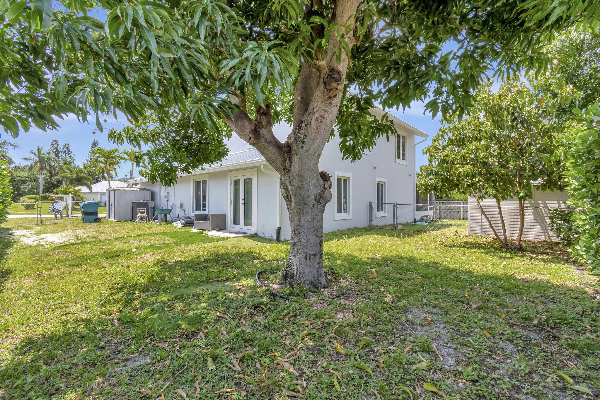 1001 NW 5th Avenue