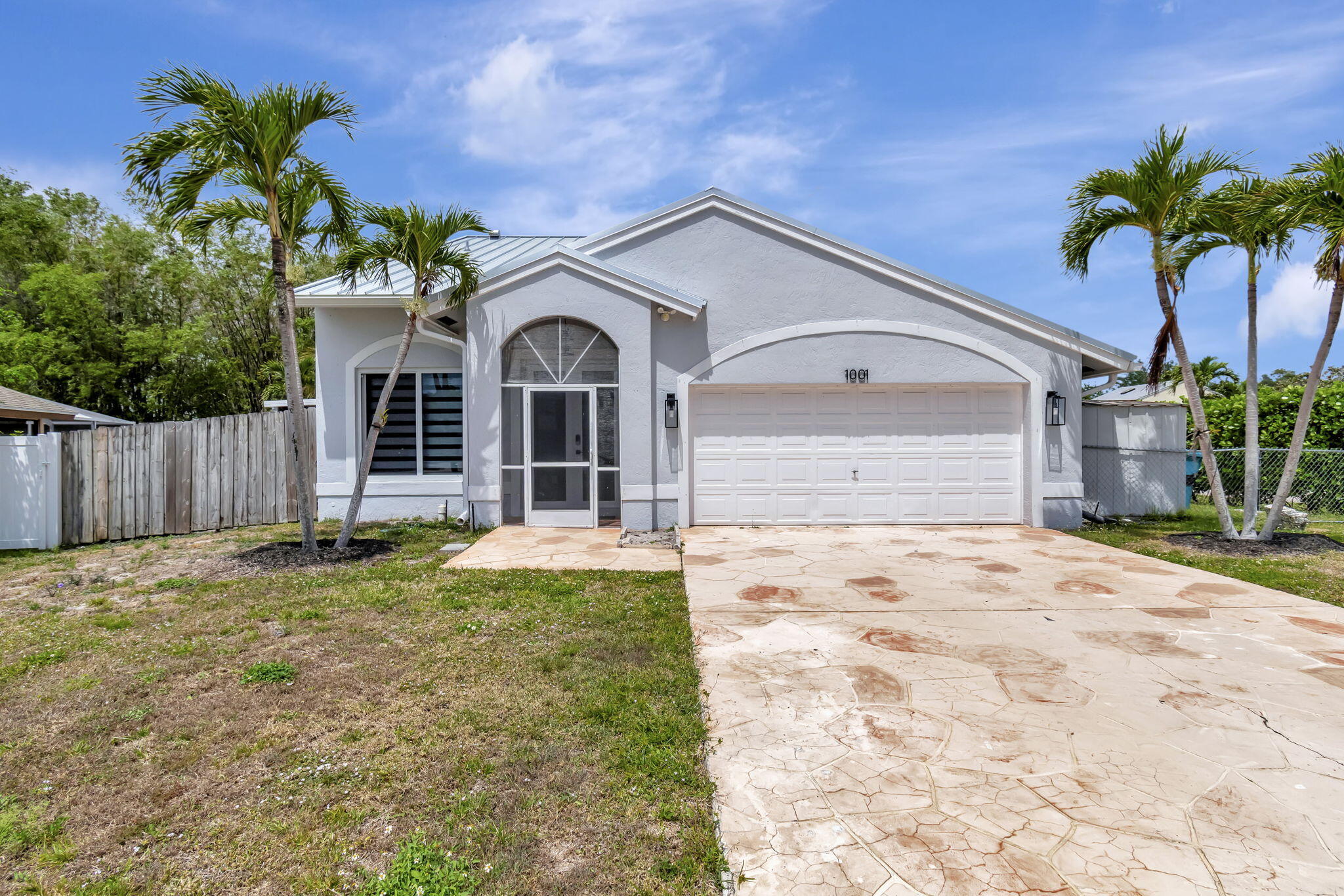 1001 NW 5th Avenue