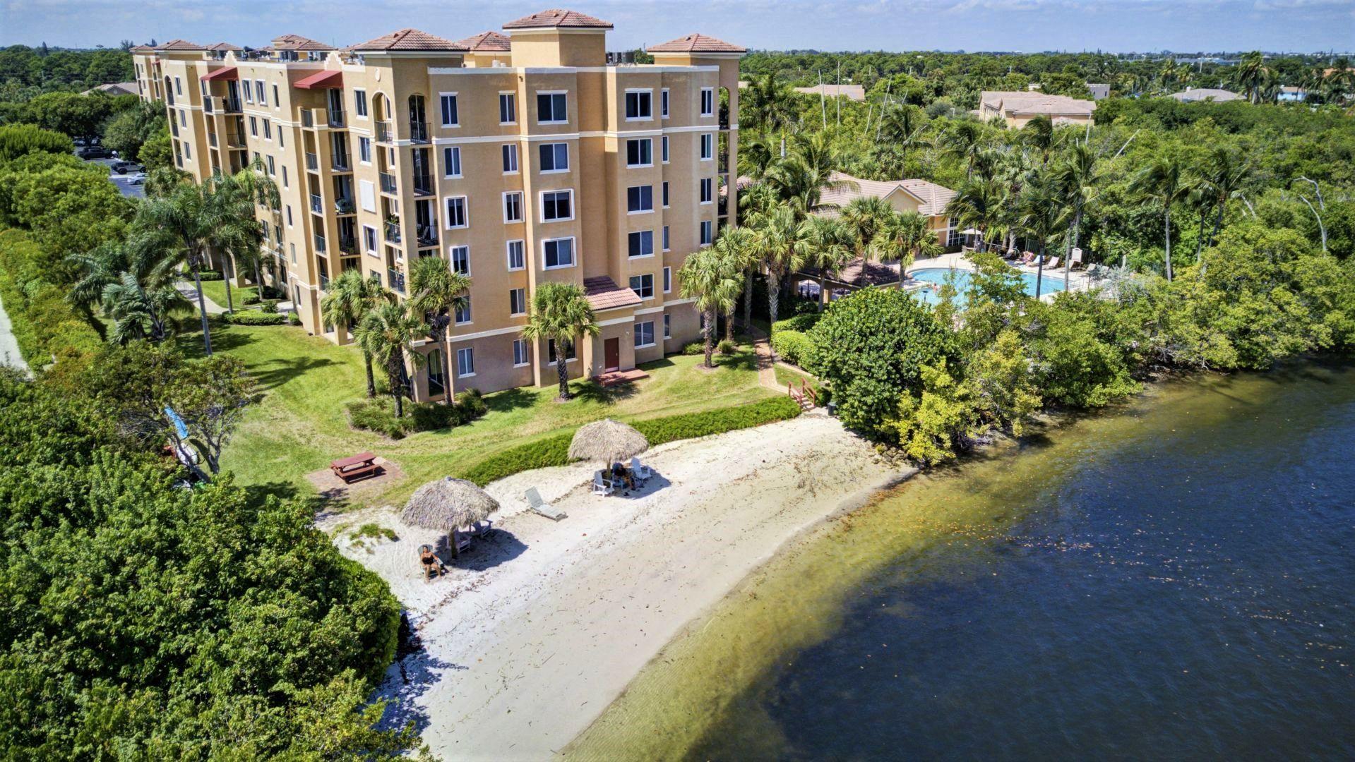 1200 Scotia Drive 408