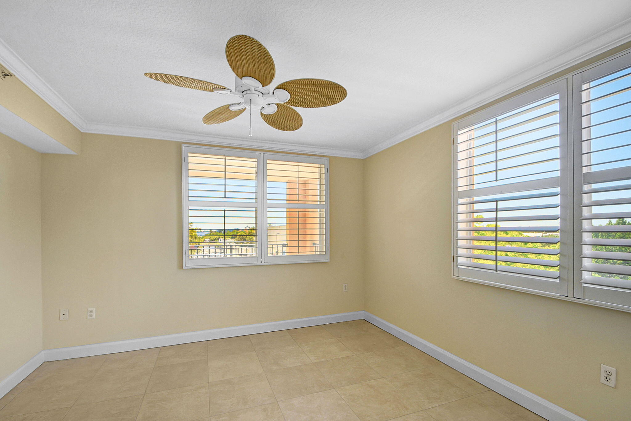 1200 Scotia Drive 408