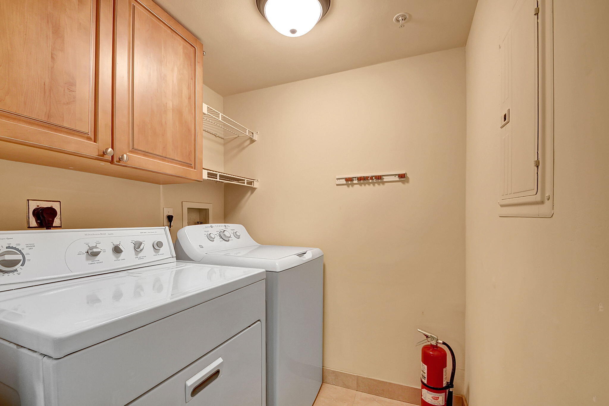 1200 Scotia Drive 408