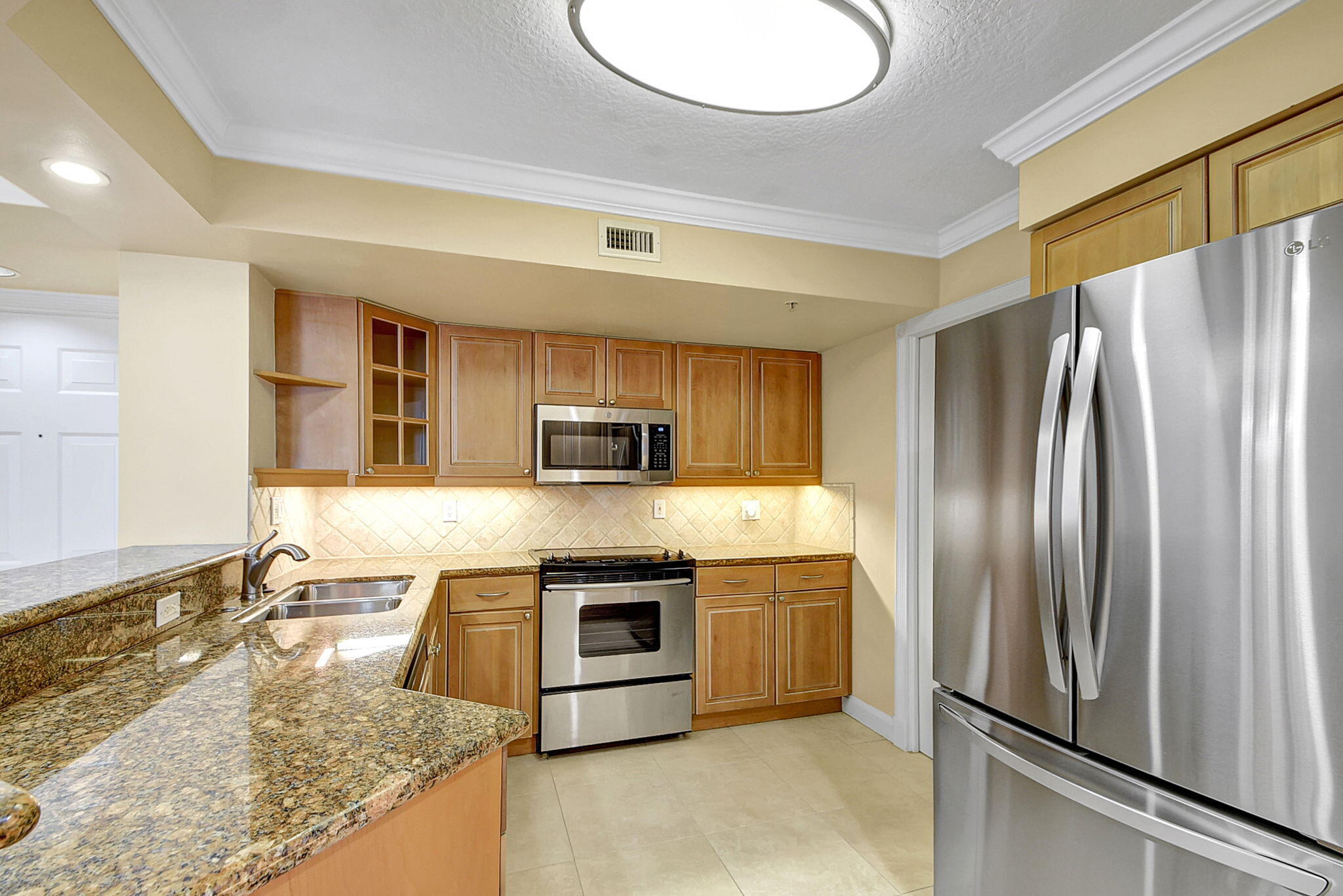 1200 Scotia Drive 408