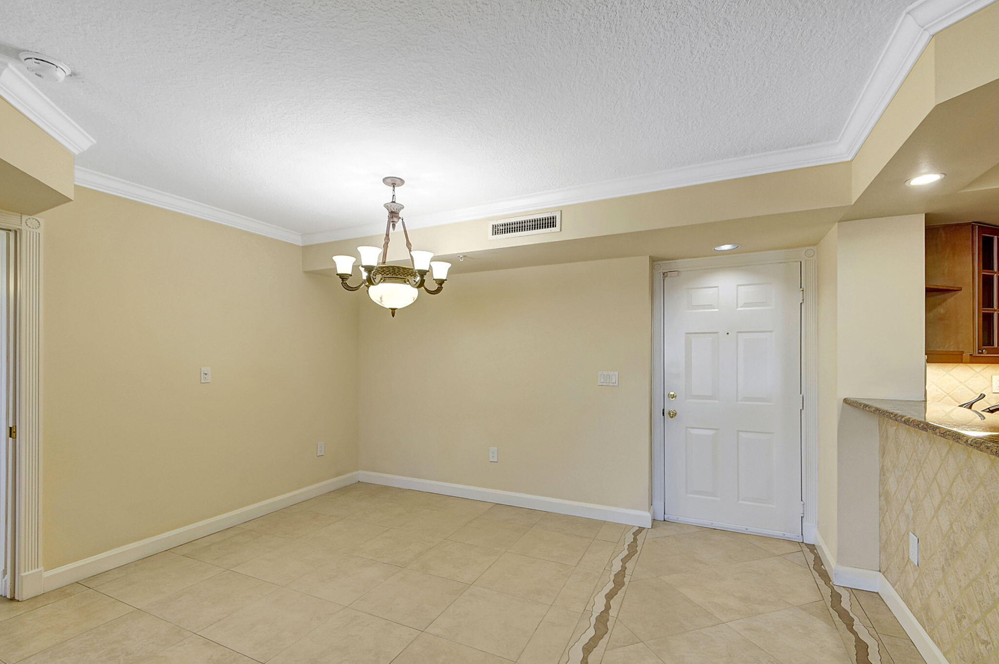 1200 Scotia Drive 408