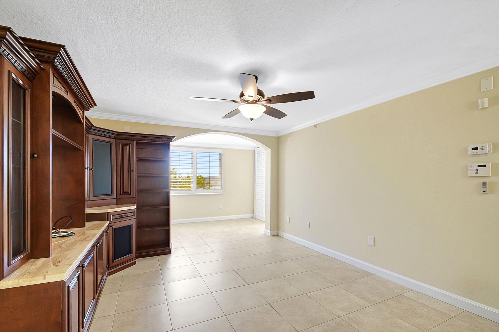 1200 Scotia Drive 408