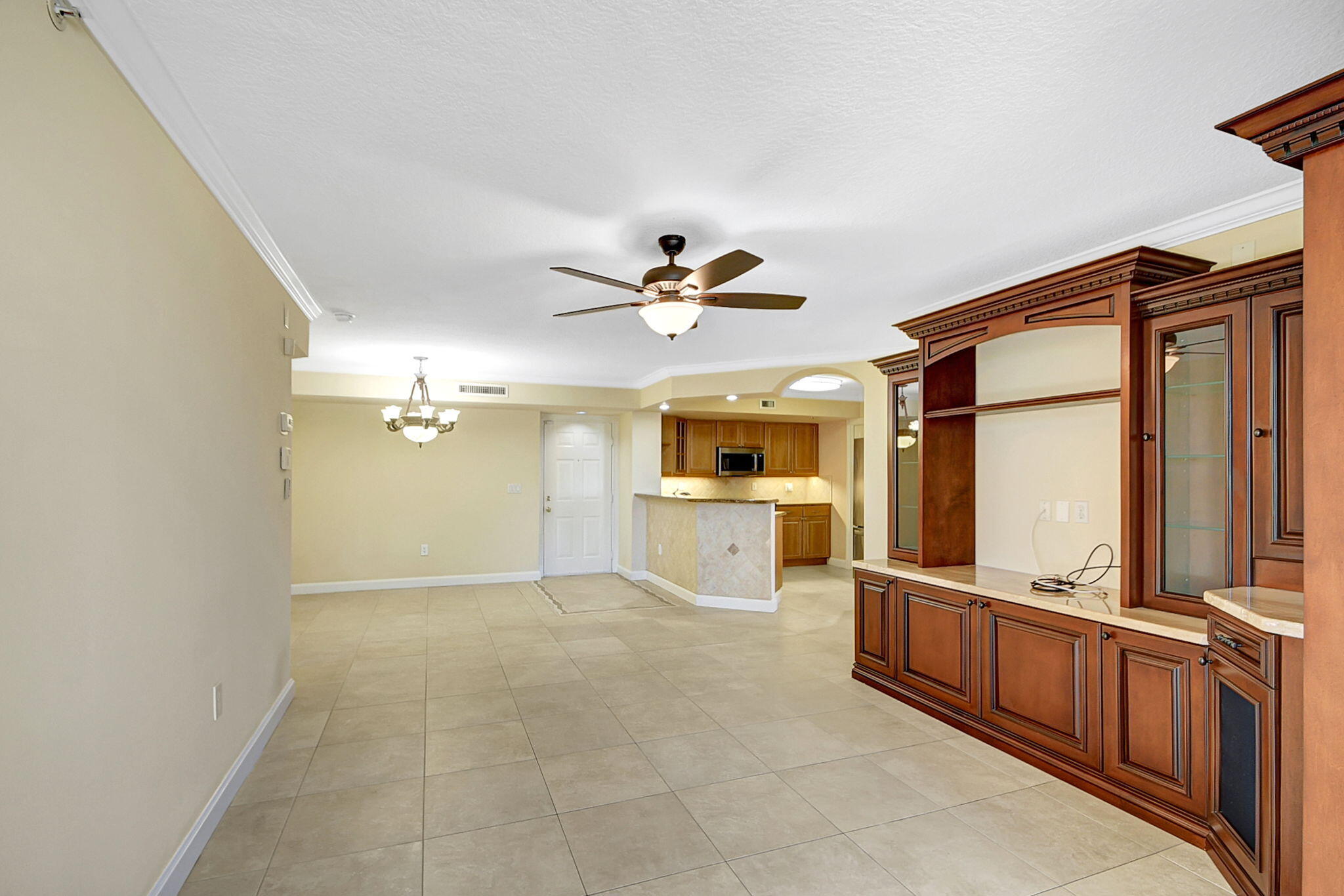 1200 Scotia Drive 408