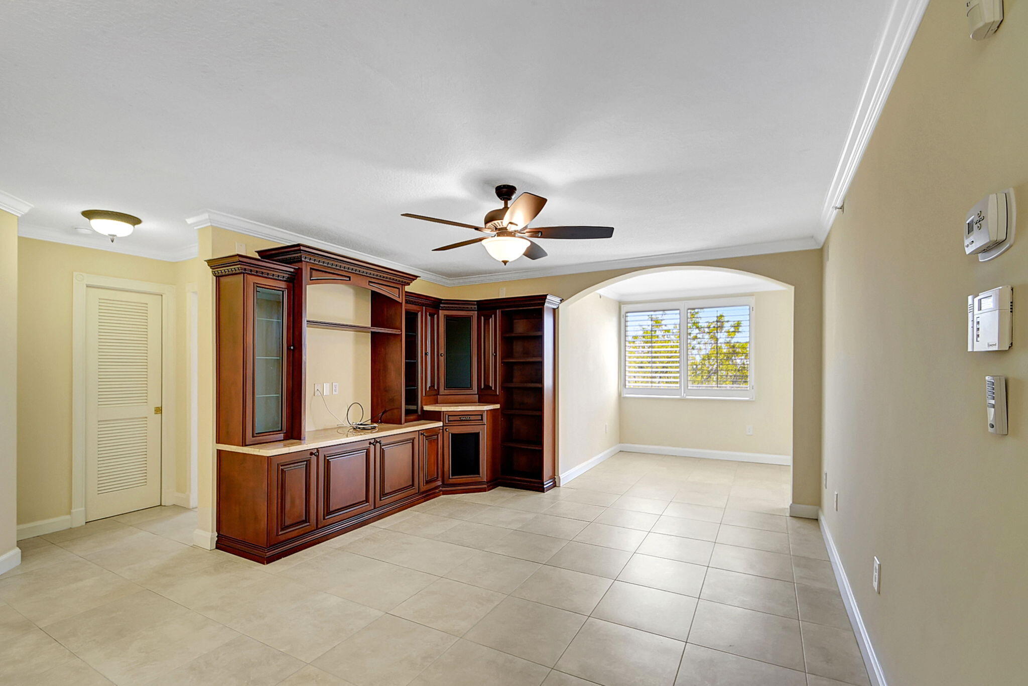 1200 Scotia Drive 408