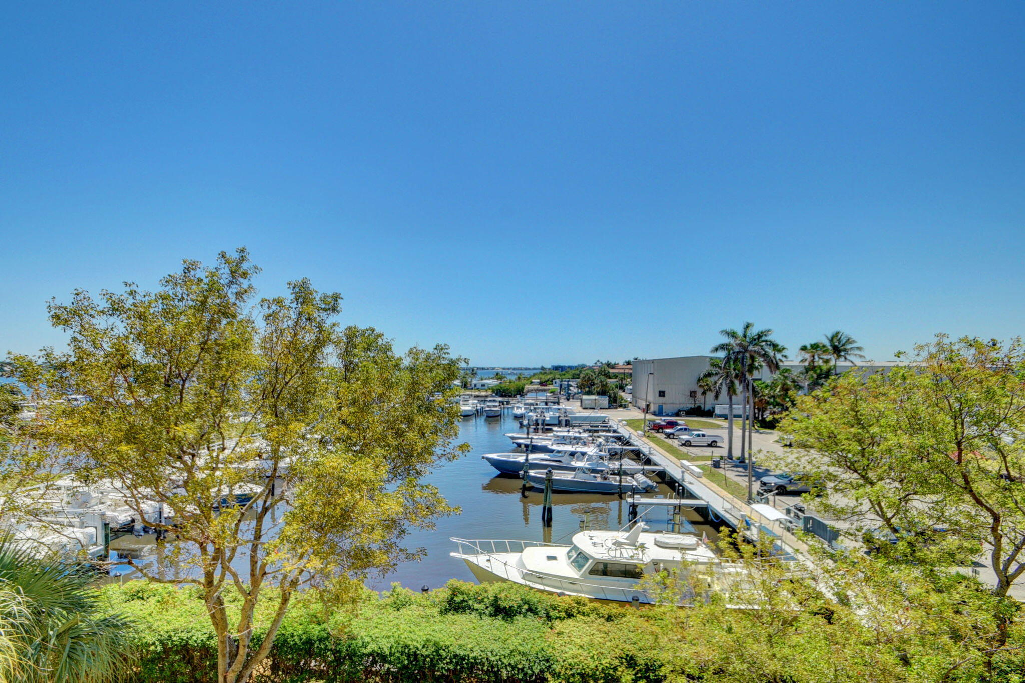 1200 Scotia Drive 408