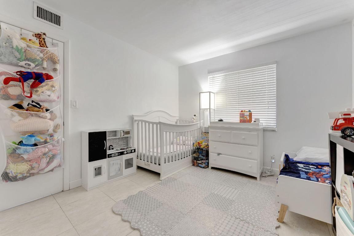 10551 W Broward Boulevard 404