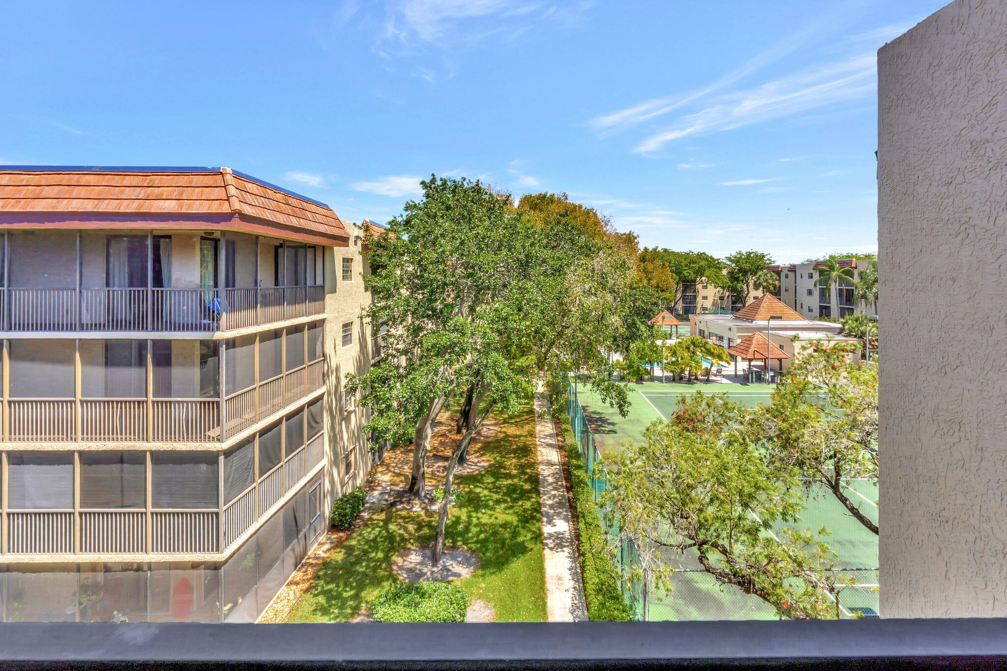 10551 W Broward Boulevard 404