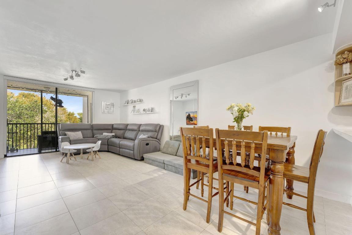 10551 W Broward Boulevard 404