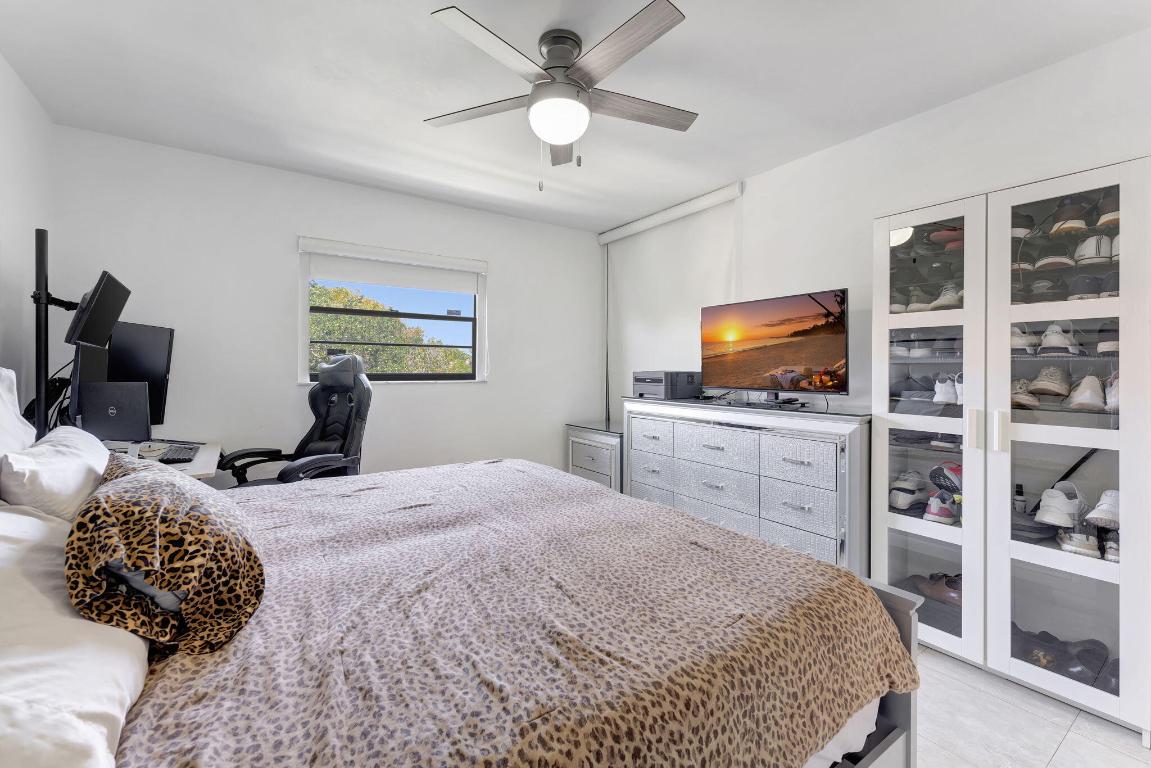 10551 W Broward Boulevard 404