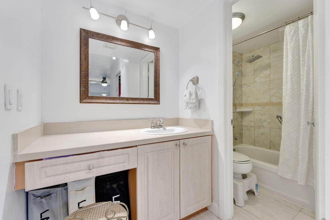 10551 W Broward Boulevard 404