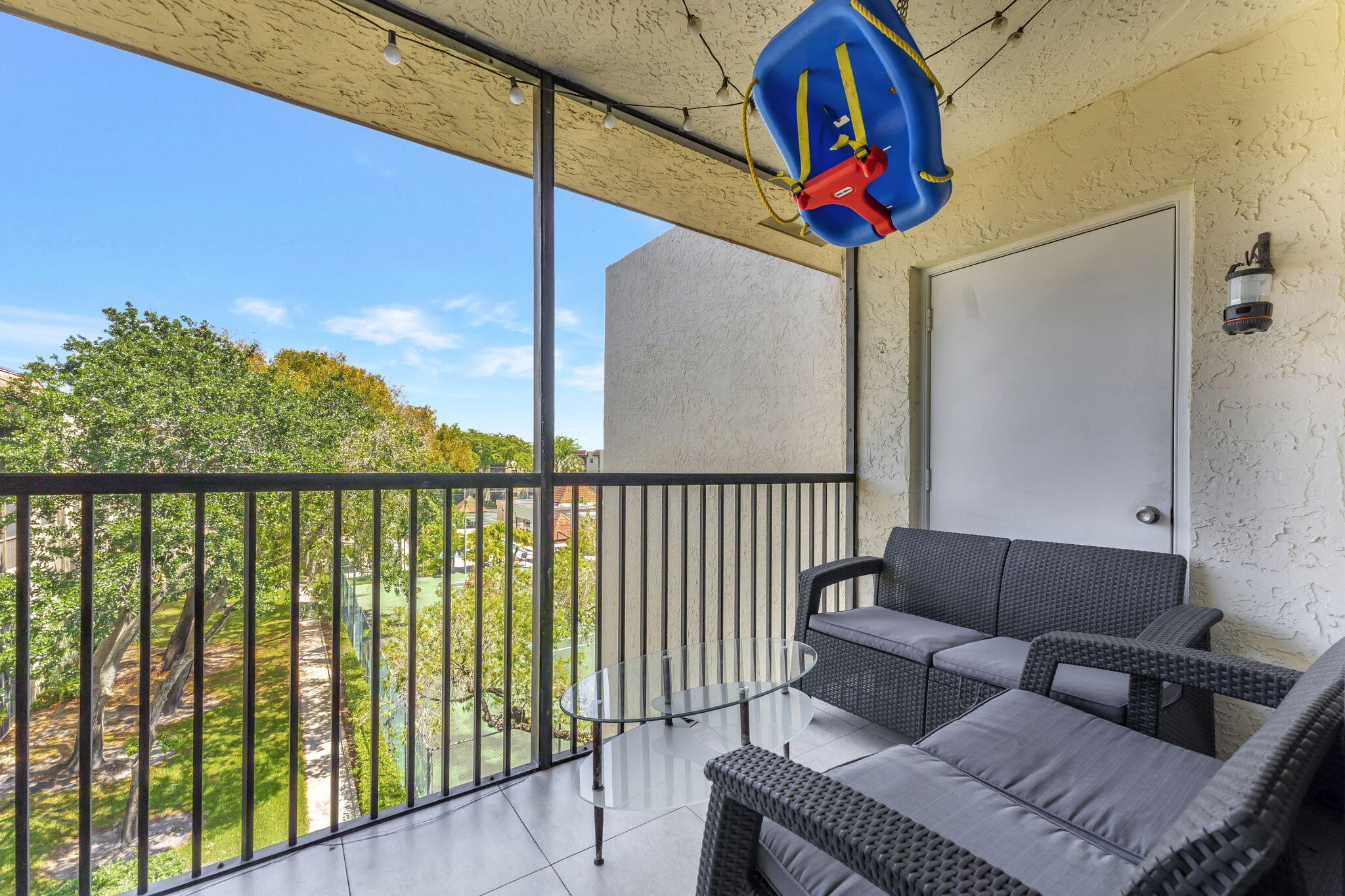 10551 W Broward Boulevard 404