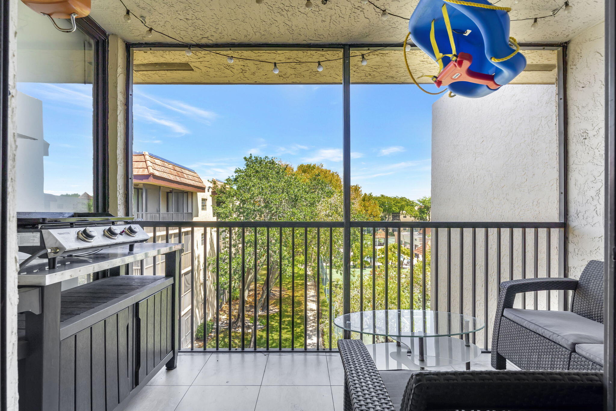 10551 W Broward Boulevard 404