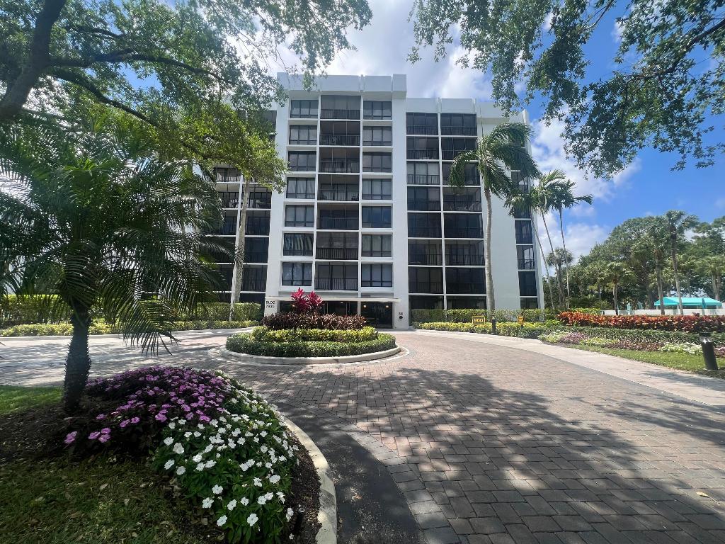 7835 Lakeside Boulevard 936