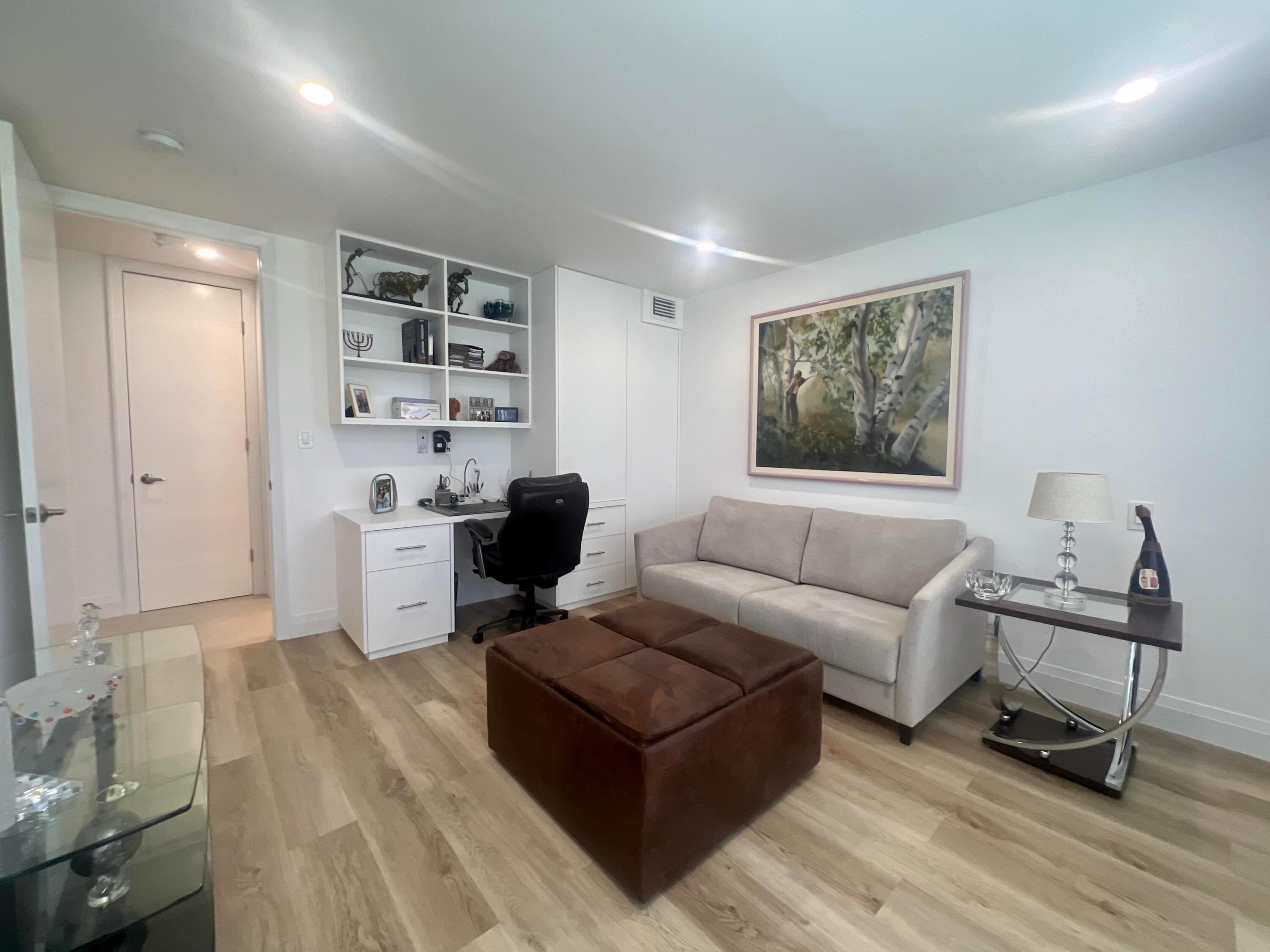 7835 Lakeside Boulevard 936