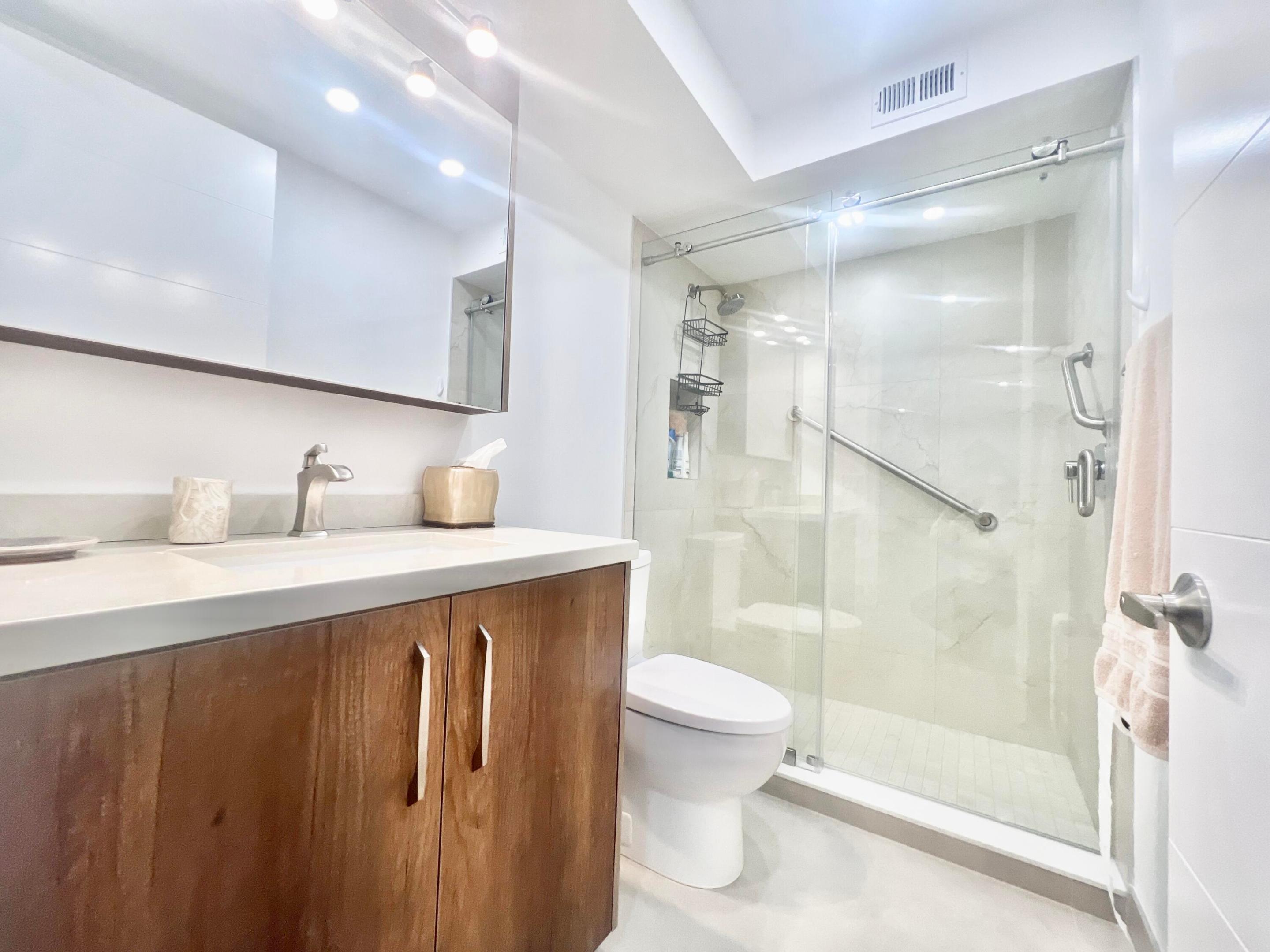 7835 Lakeside Boulevard 936