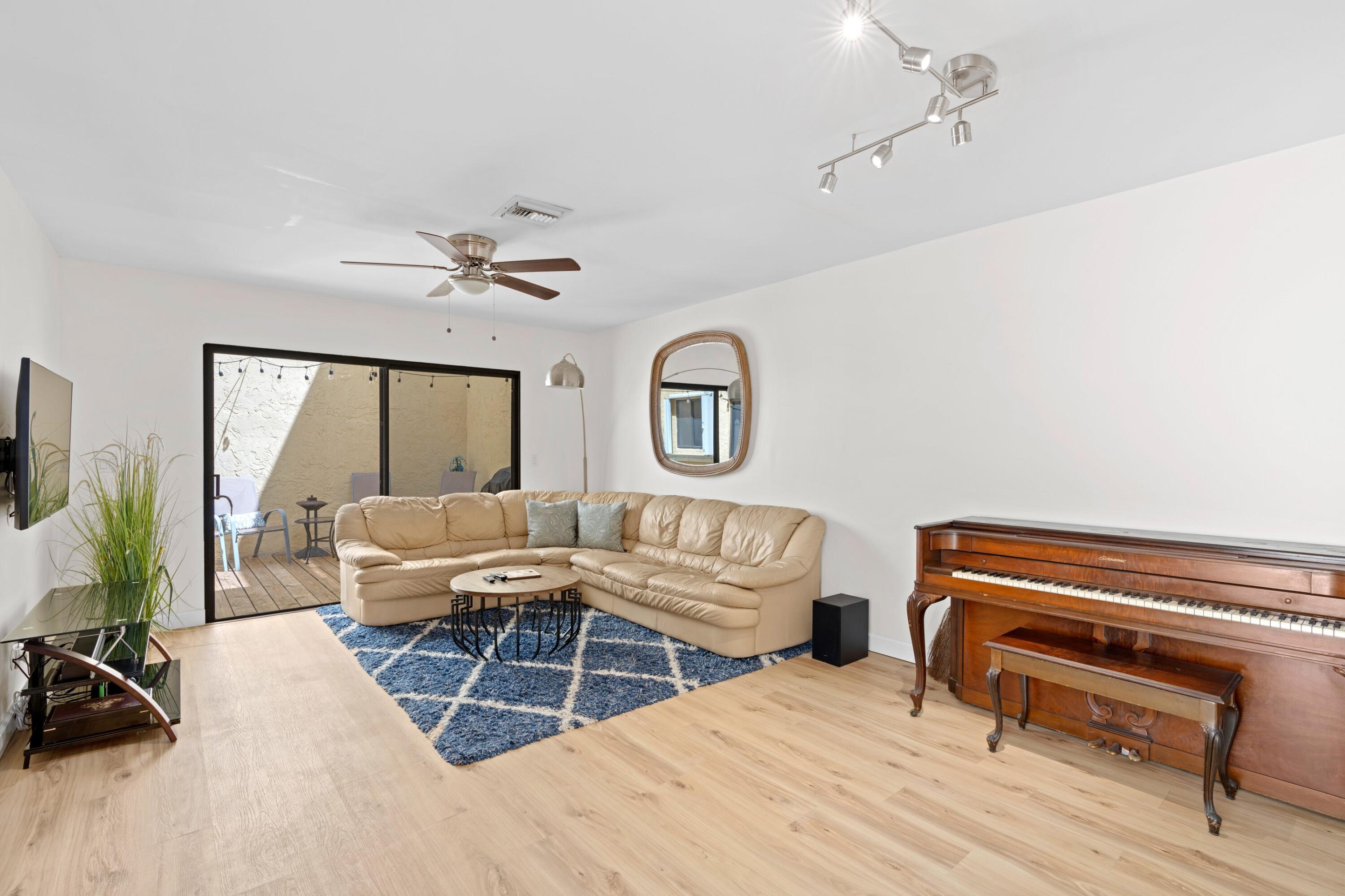 22350 Pineapple Walk Drive