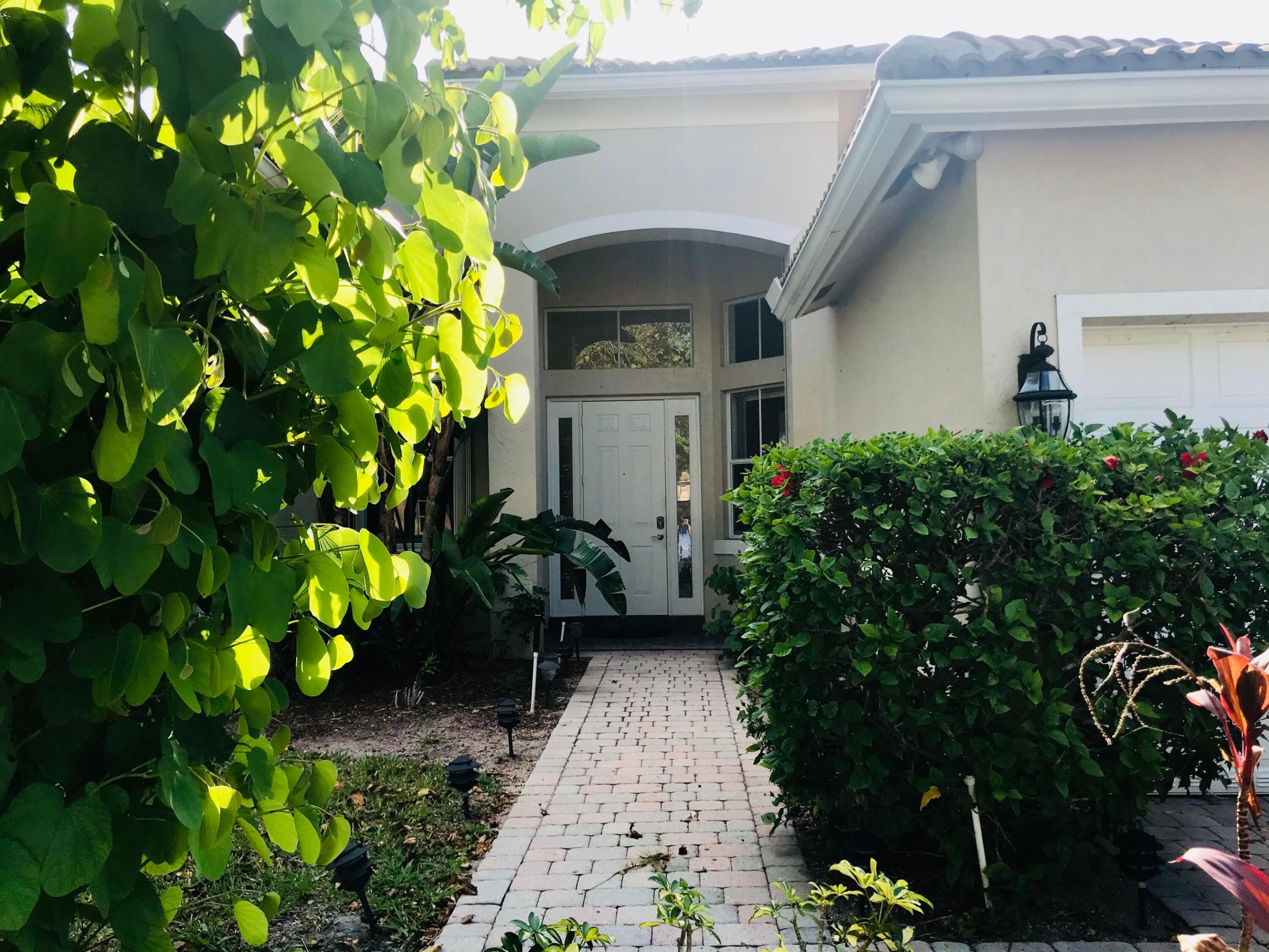 10440 Cypress Lakes Preserve Drive