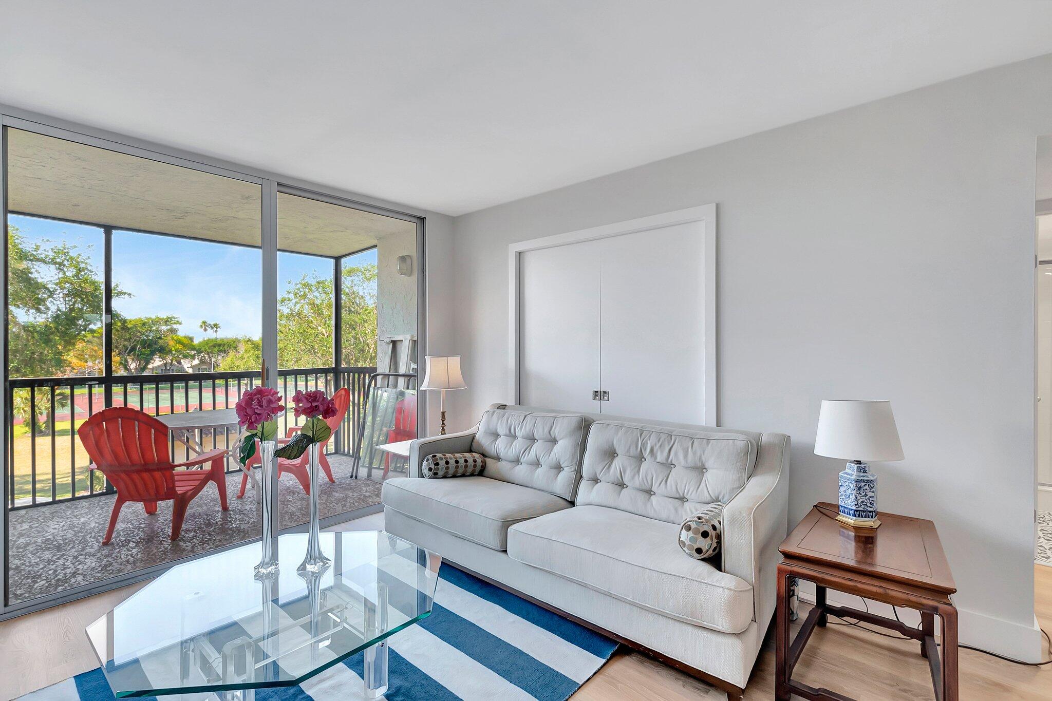 5260 NW 2nd Avenue 304