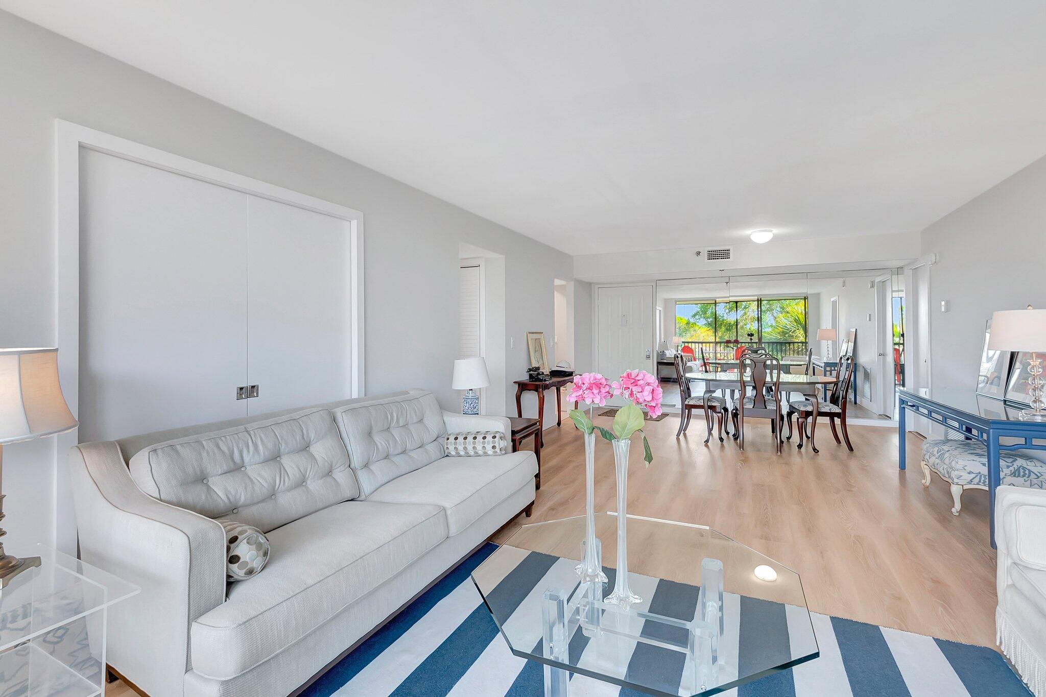 5260 NW 2nd Avenue 304