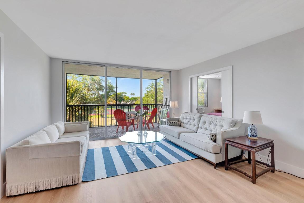 5260 NW 2nd Avenue 304