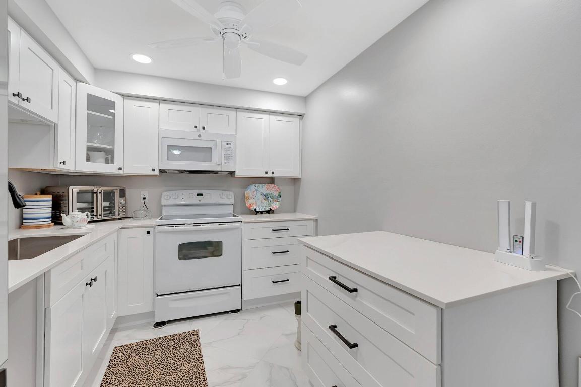 5260 NW 2nd Avenue 304