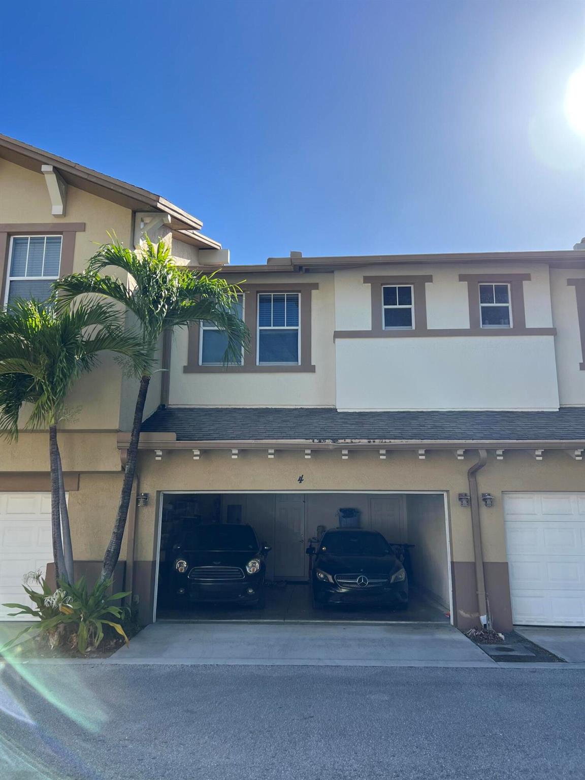 950 Marina Del Ray 4