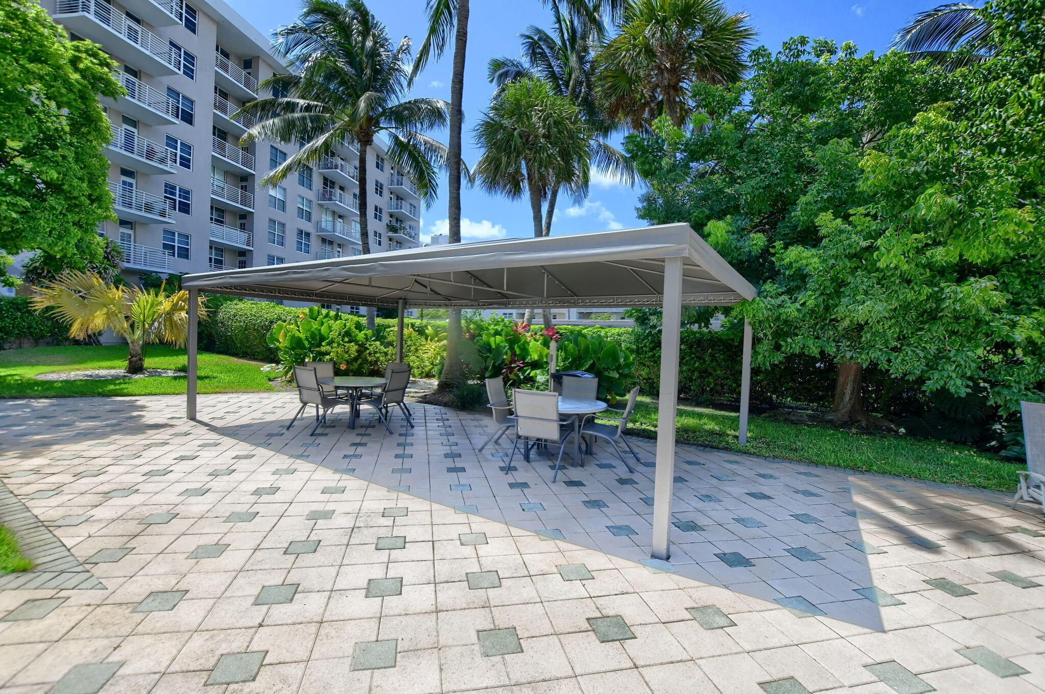 2851 S Ocean Boulevard 6n
