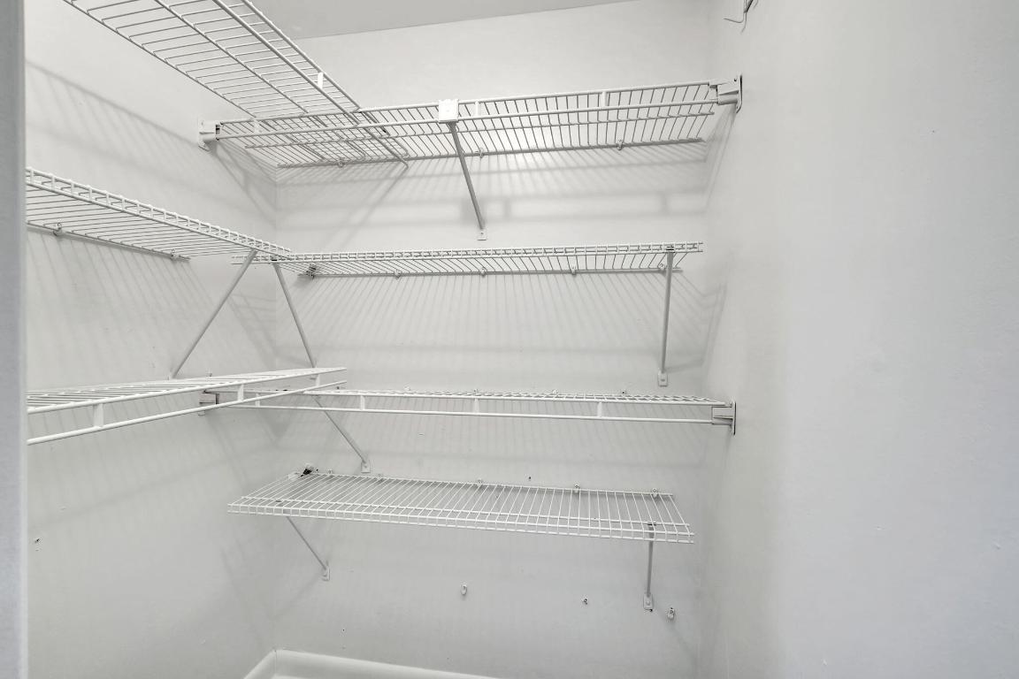 1905 NW 18 Th Street 104