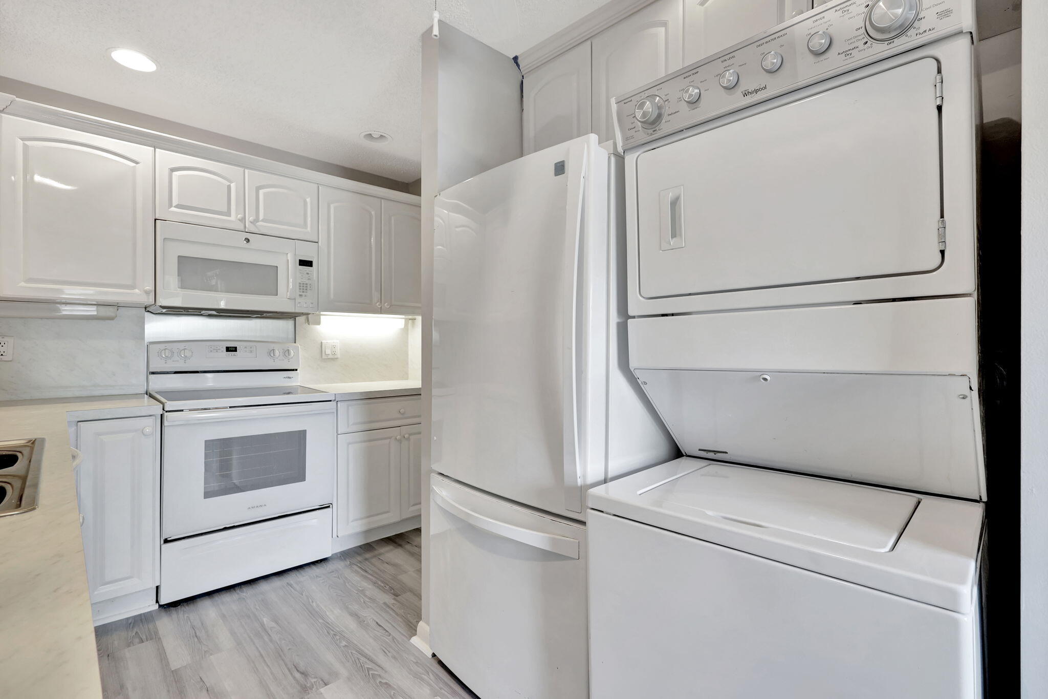 1905 NW 18 Th Street 104