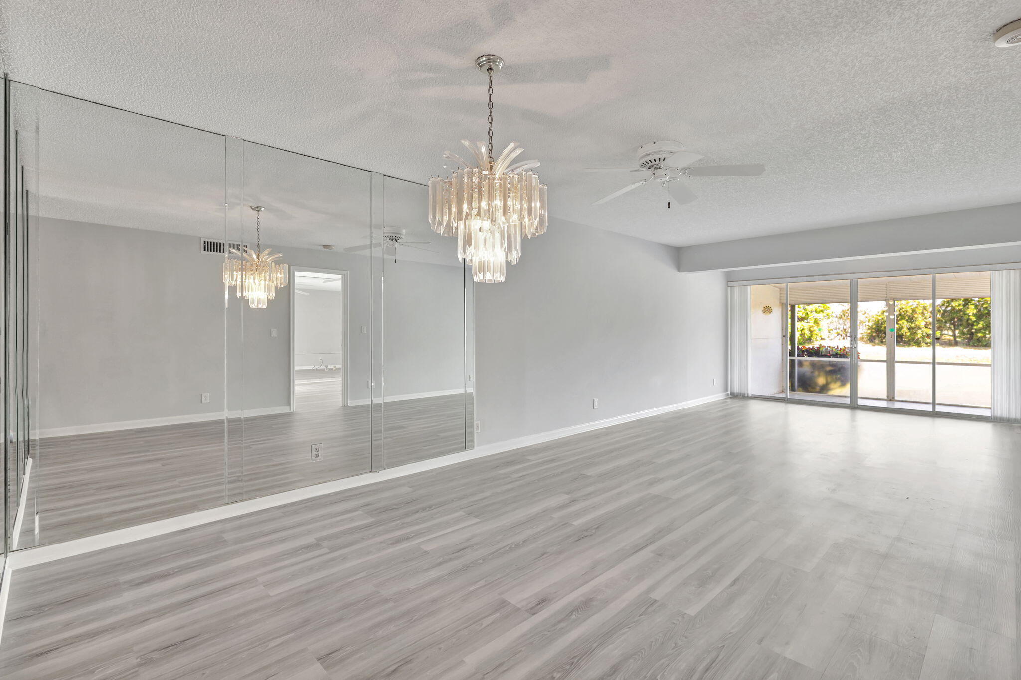 1905 NW 18 Th Street 104