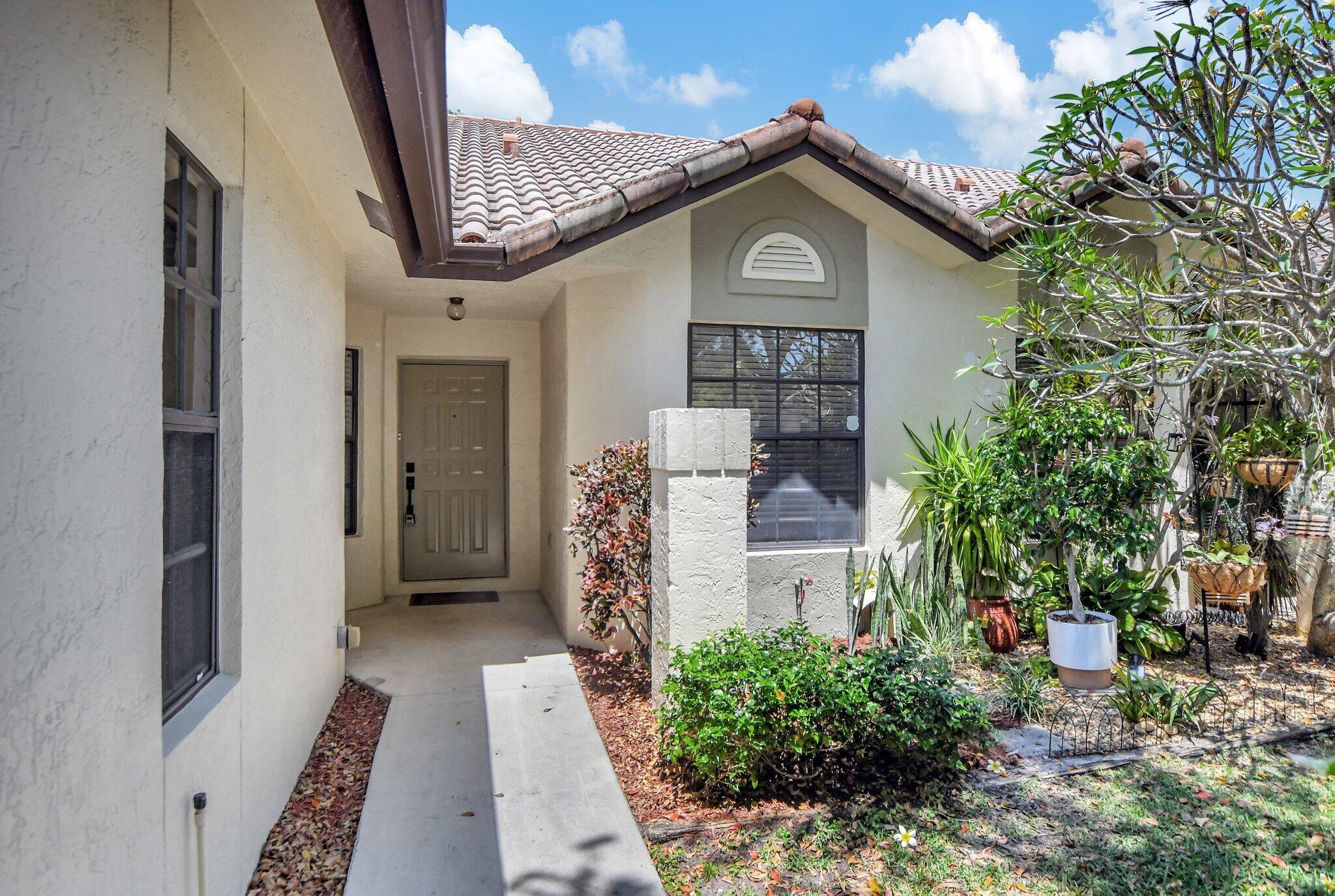 467 Ashwood Place