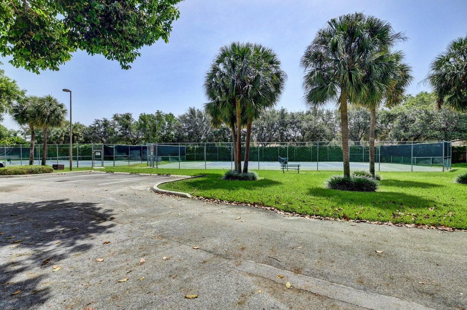 467 Ashwood Place