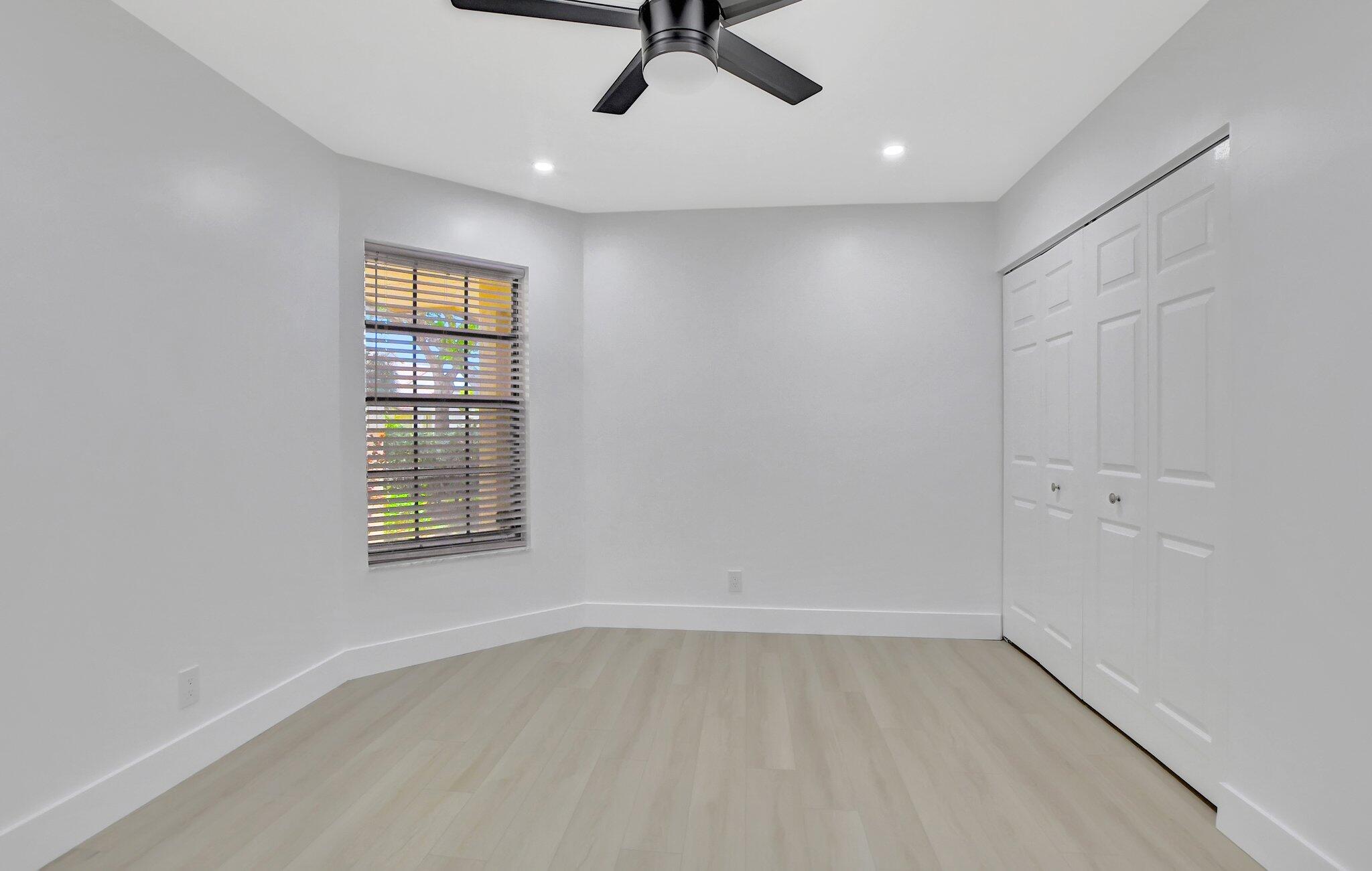 467 Ashwood Place
