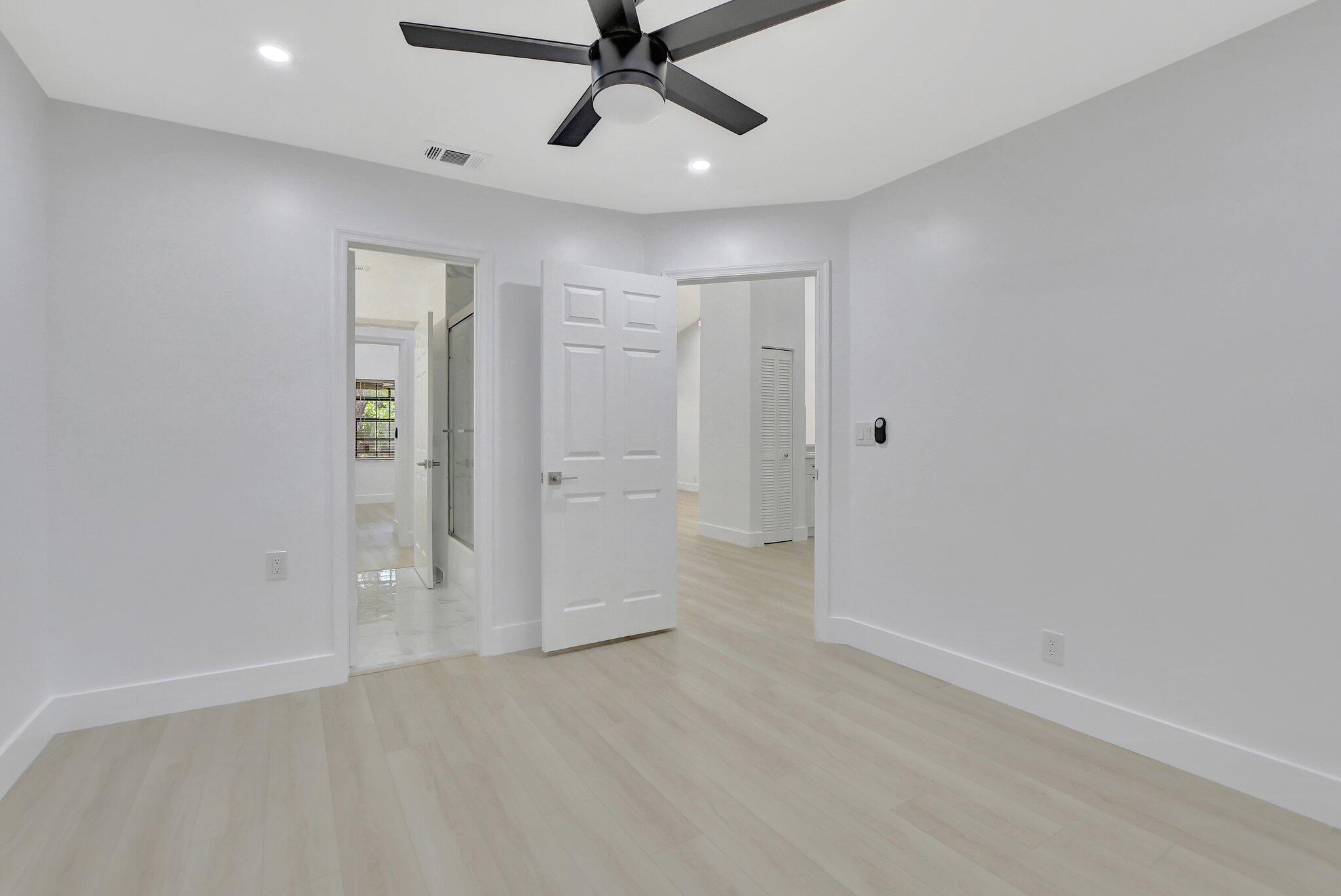 467 Ashwood Place