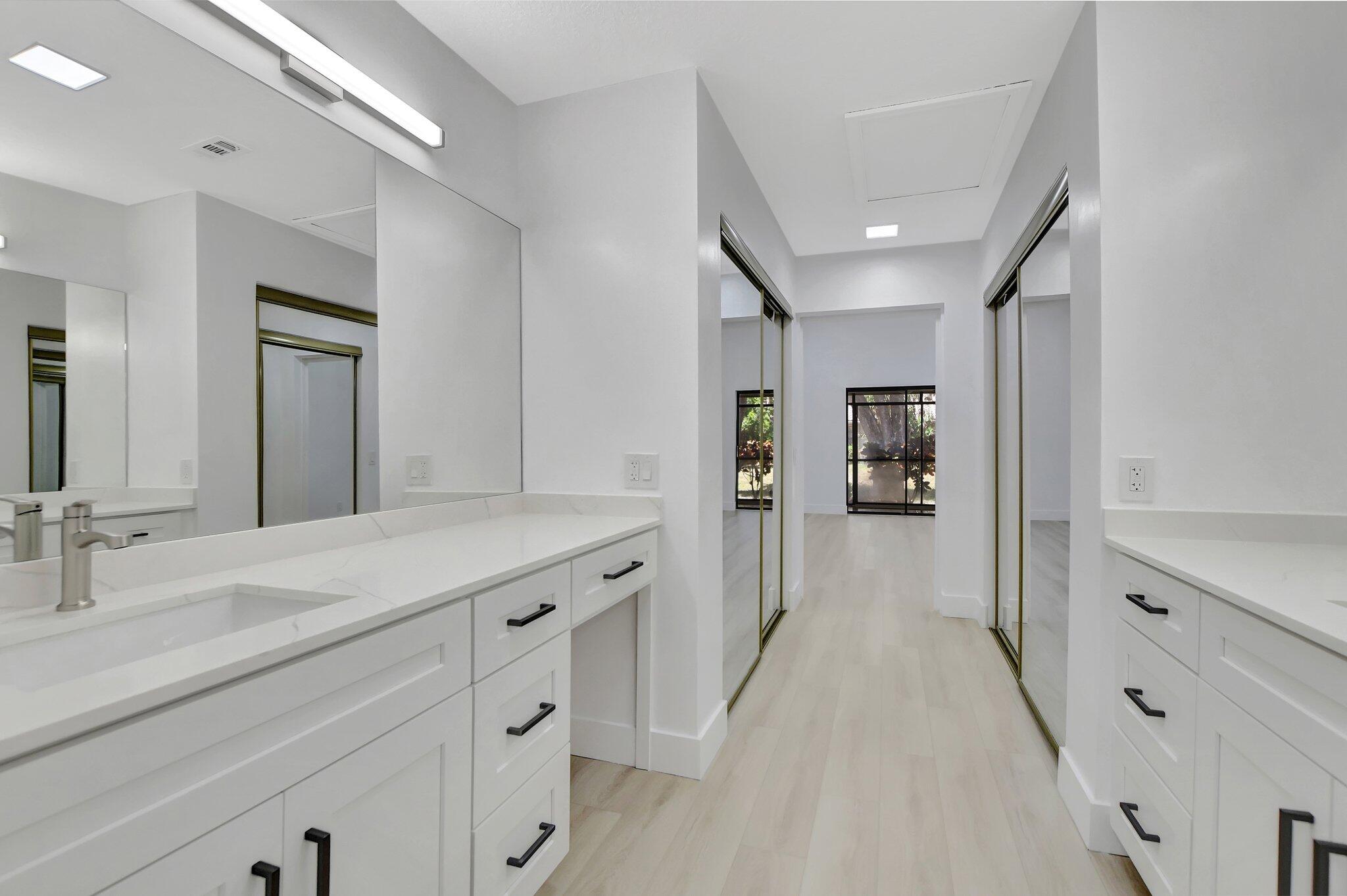 467 Ashwood Place