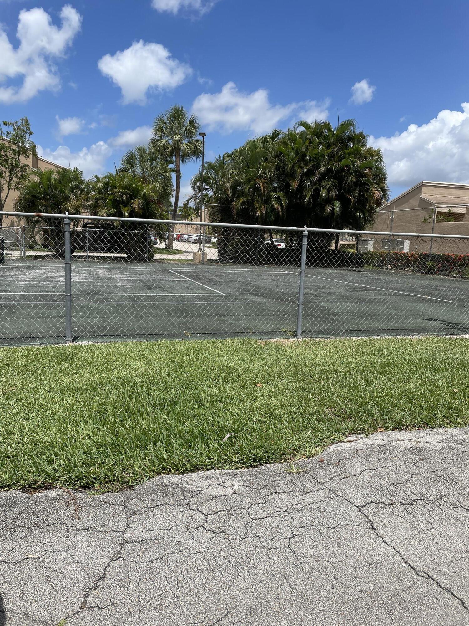 1061 NW 13th Street 3