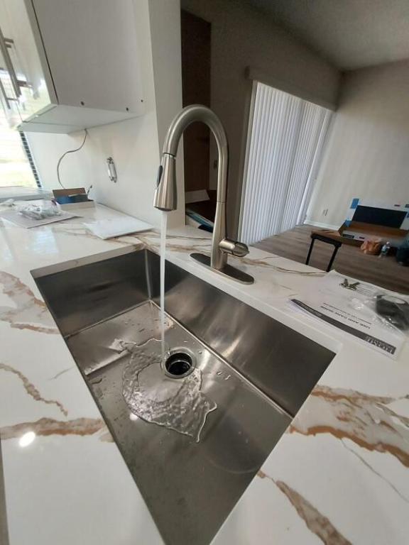 1061 NW 13th Street 3