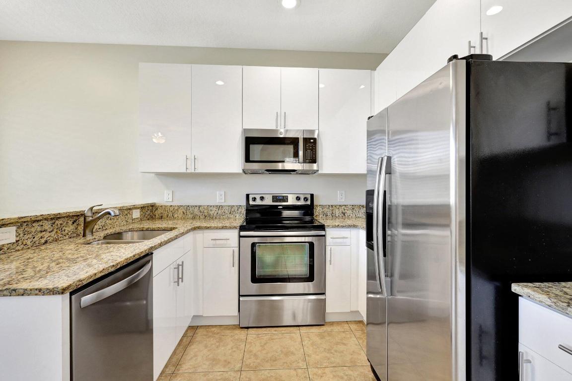 4384 Berkshire Wharf Drive