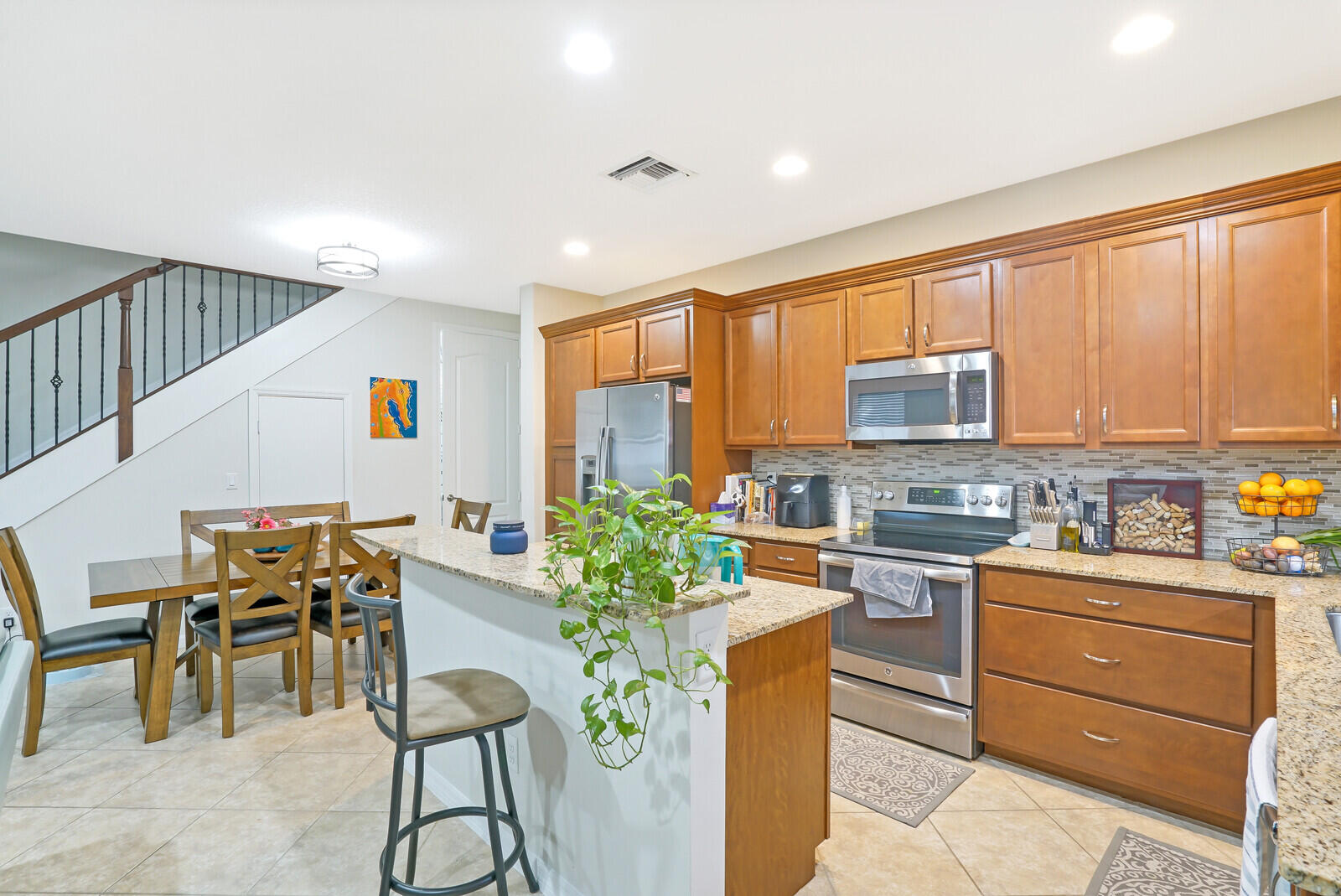 125 N K Street A