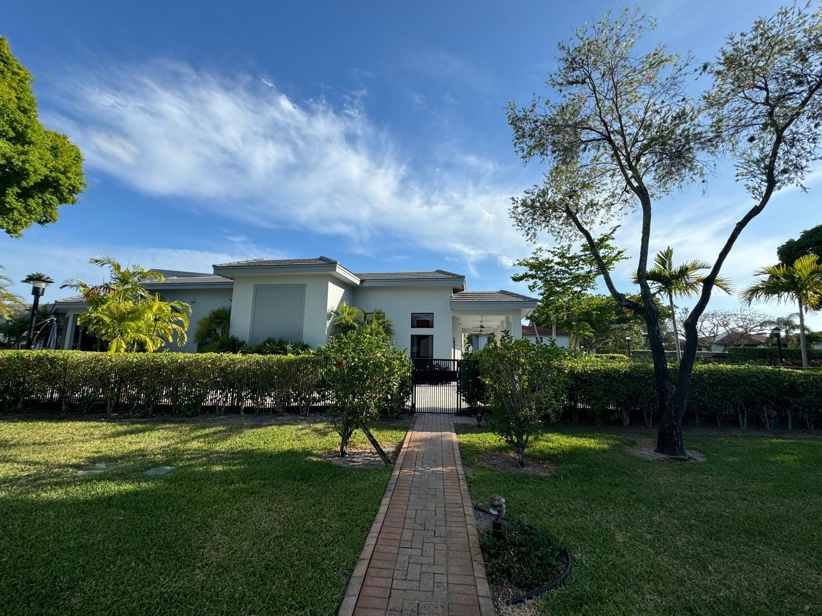 14723 Cumberland Drive 403